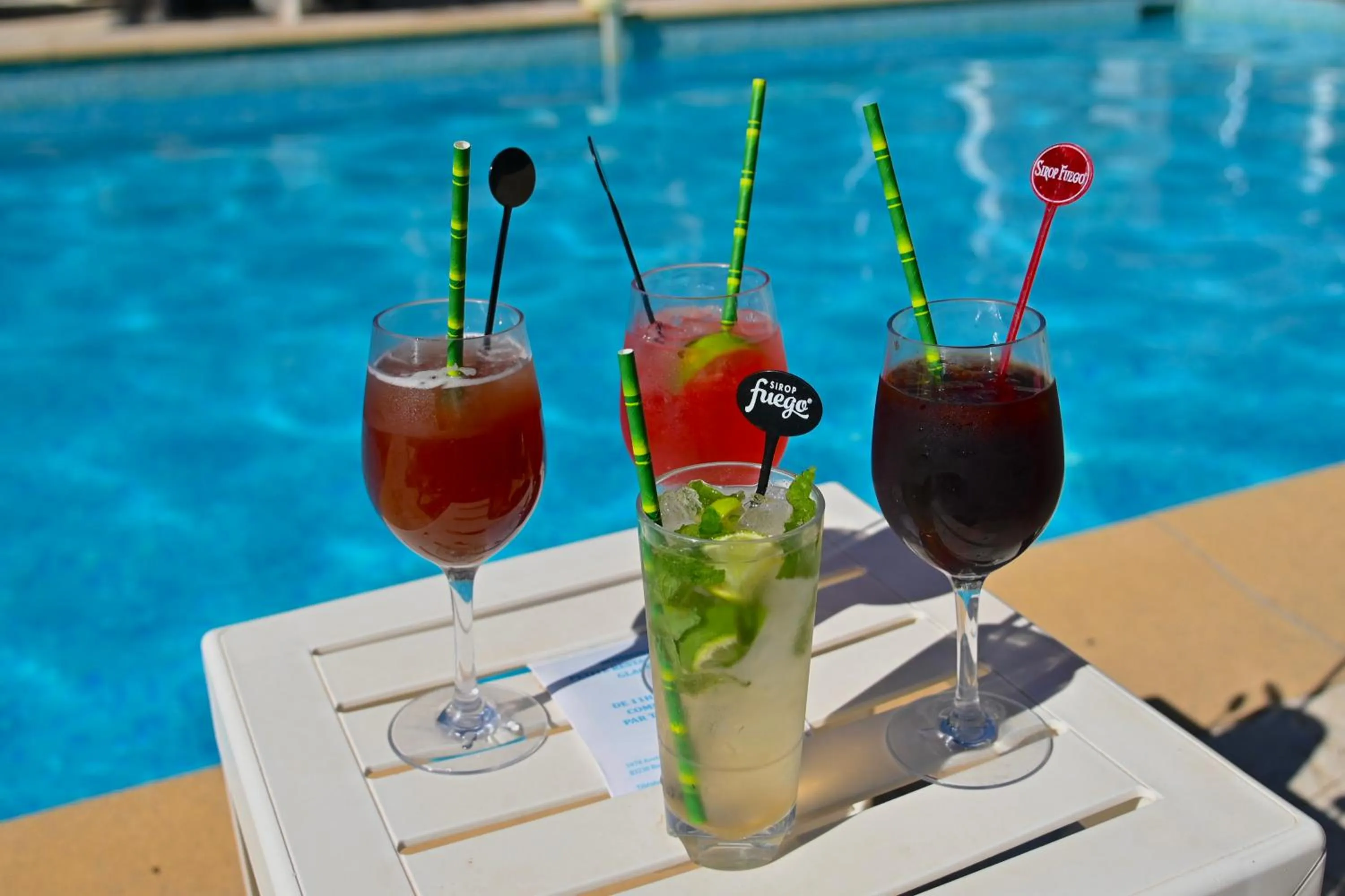Alcoholic drinks in Les Jardins de Bormes, hôtel adult only avec sauna & jacuzzi