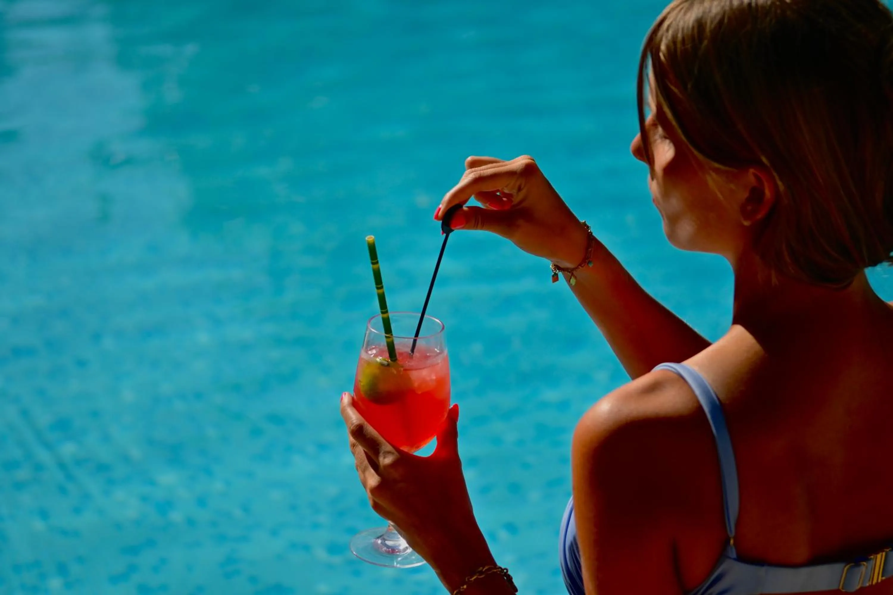 Swimming pool in Les Jardins de Bormes, hôtel adult only avec sauna & jacuzzi