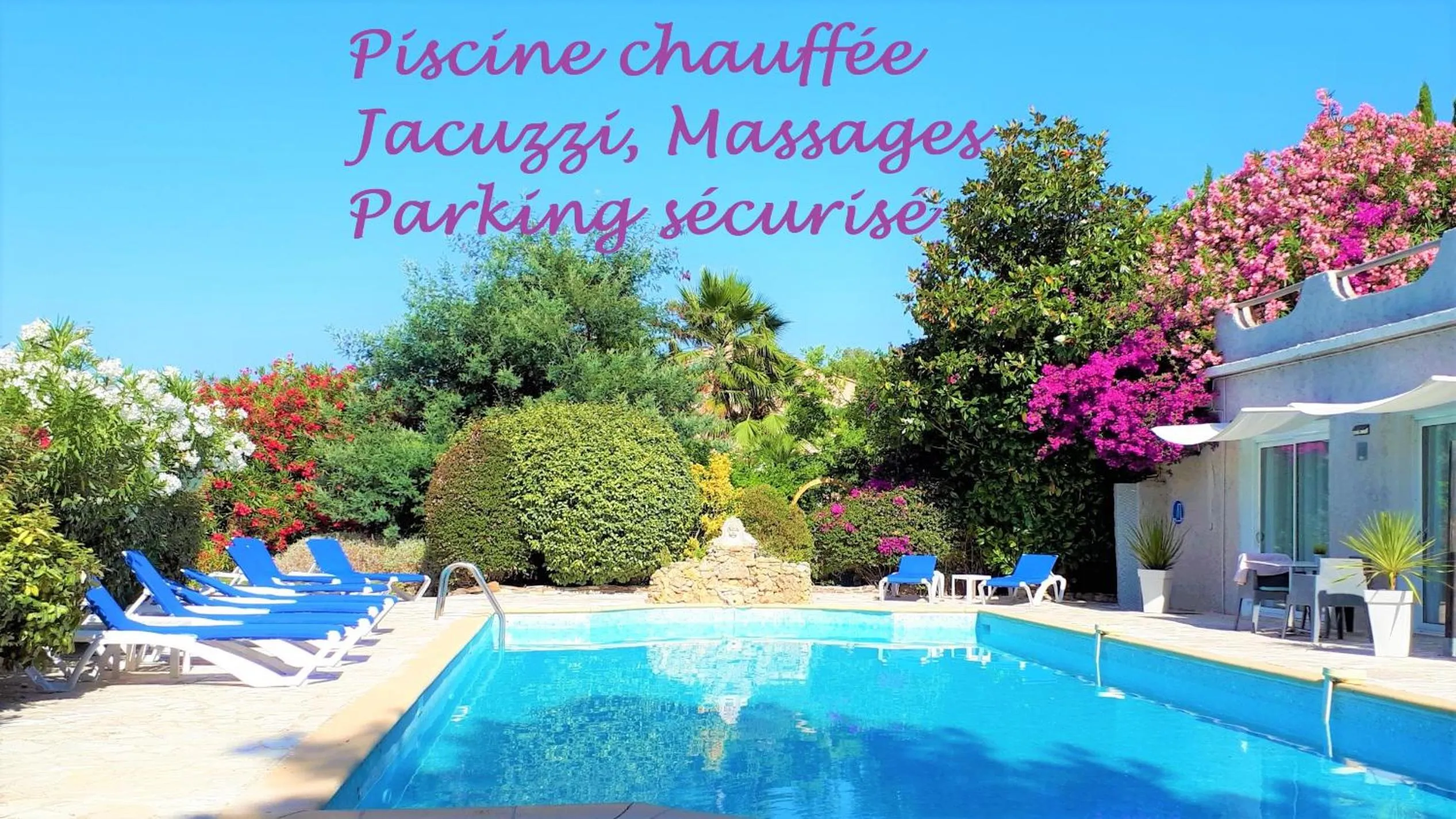 Swimming pool in Les Jardins de Bormes, hôtel adult only avec sauna & jacuzzi
