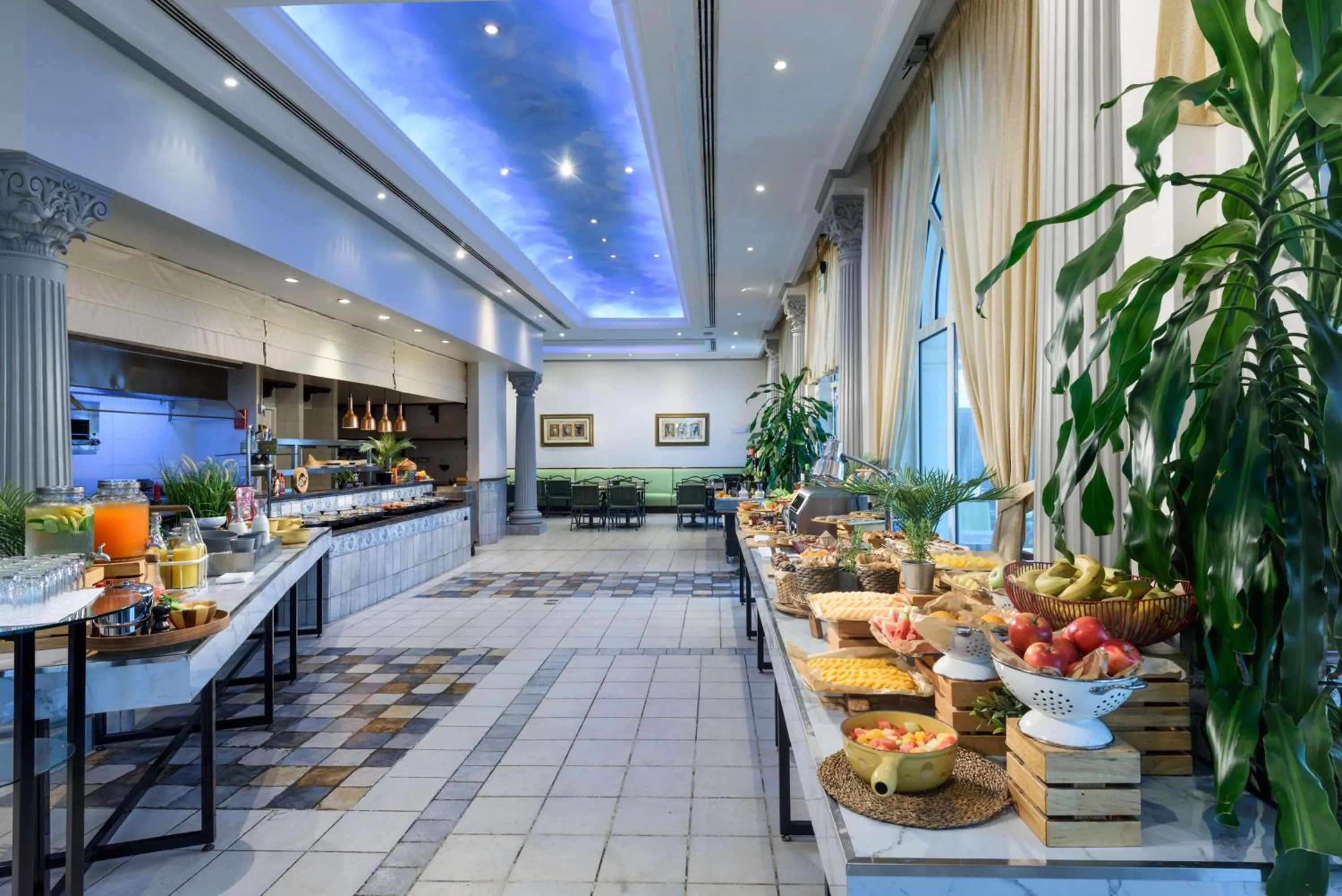 Restaurant/places to eat in Radisson Blu Hotel, Muscat