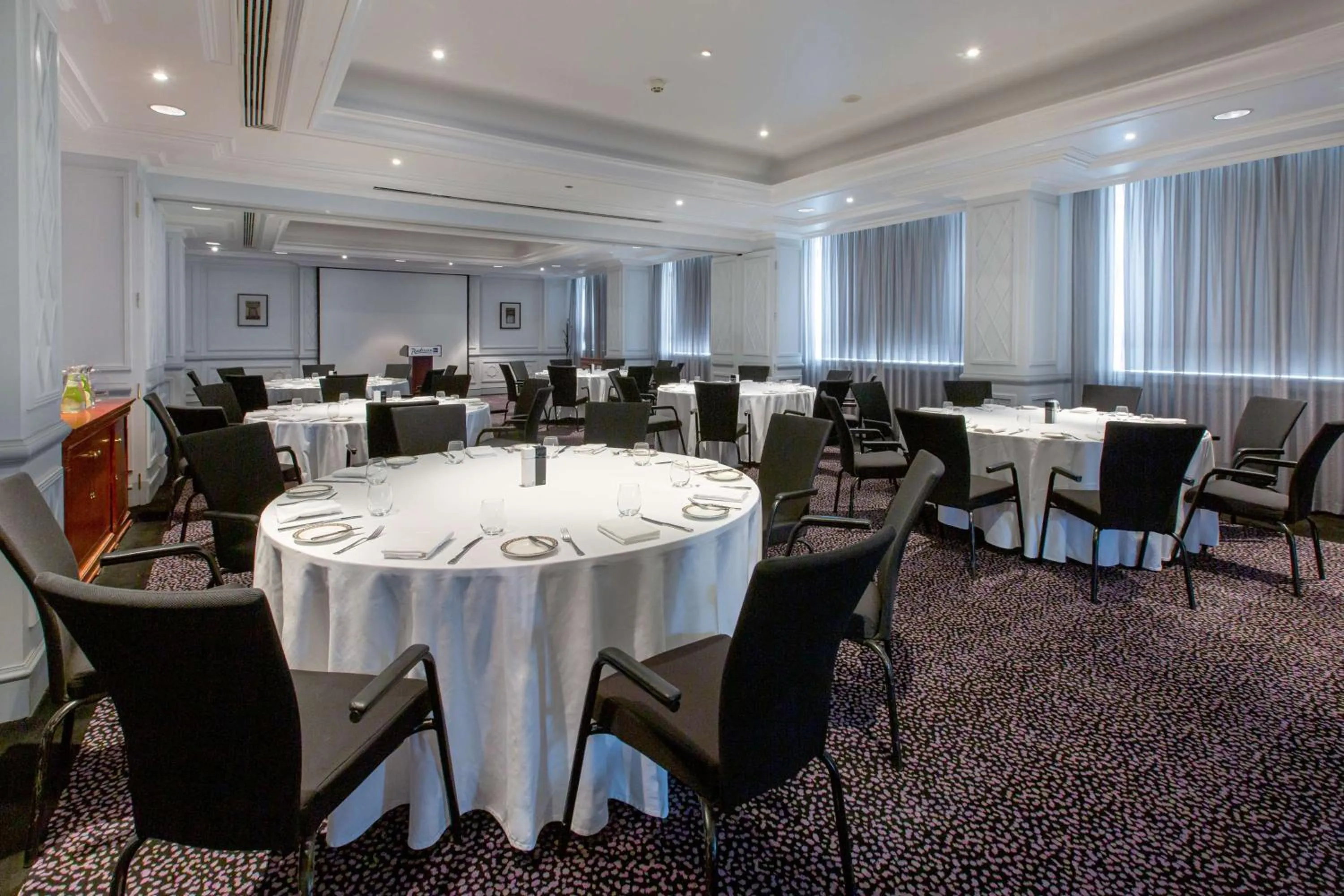 Banquet/Function facilities in Radisson Blu Hotel, Muscat