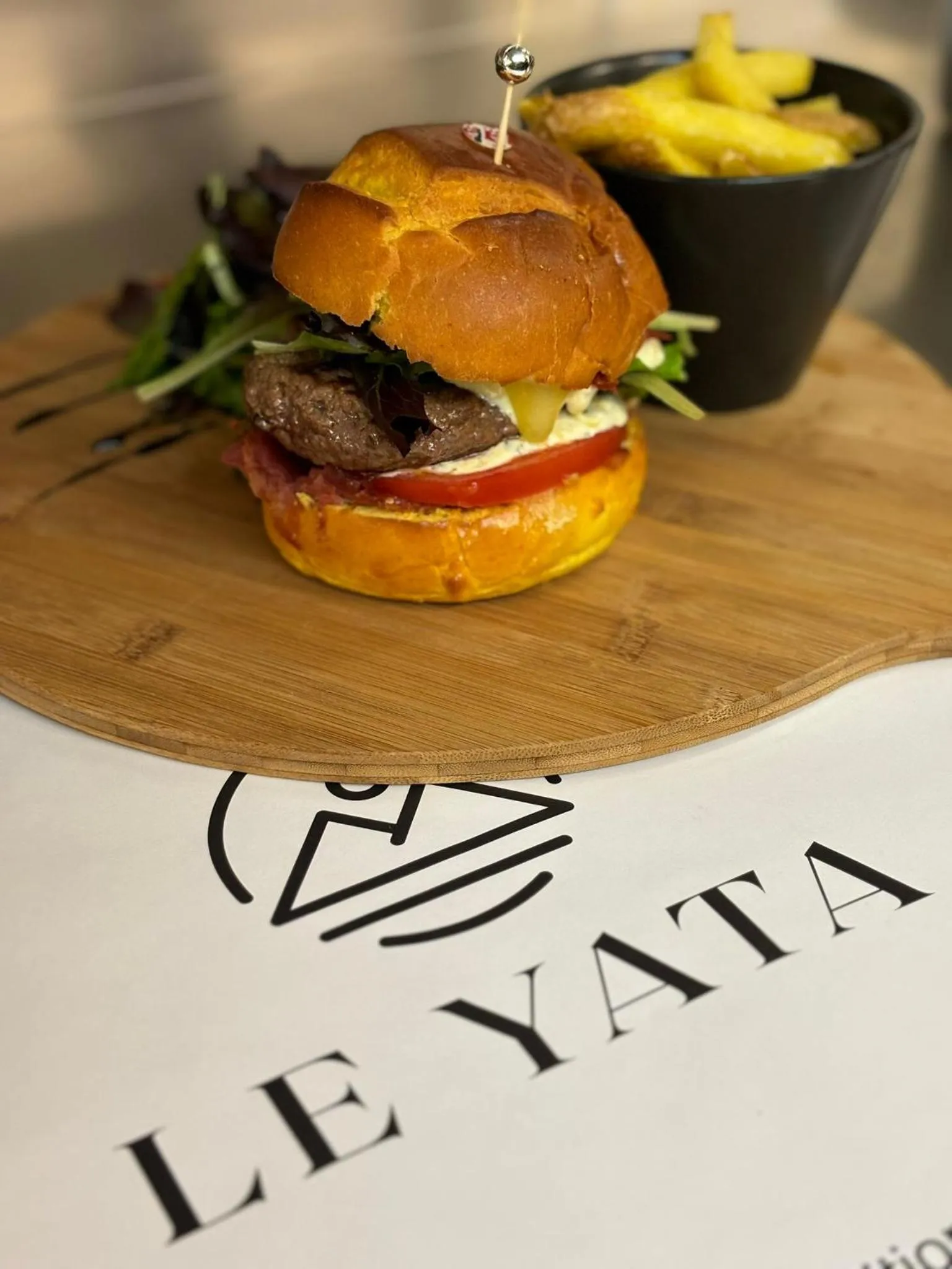 Restaurant/places to eat in Hôtel Rallye & Entrées aux Bains de la Gruyère