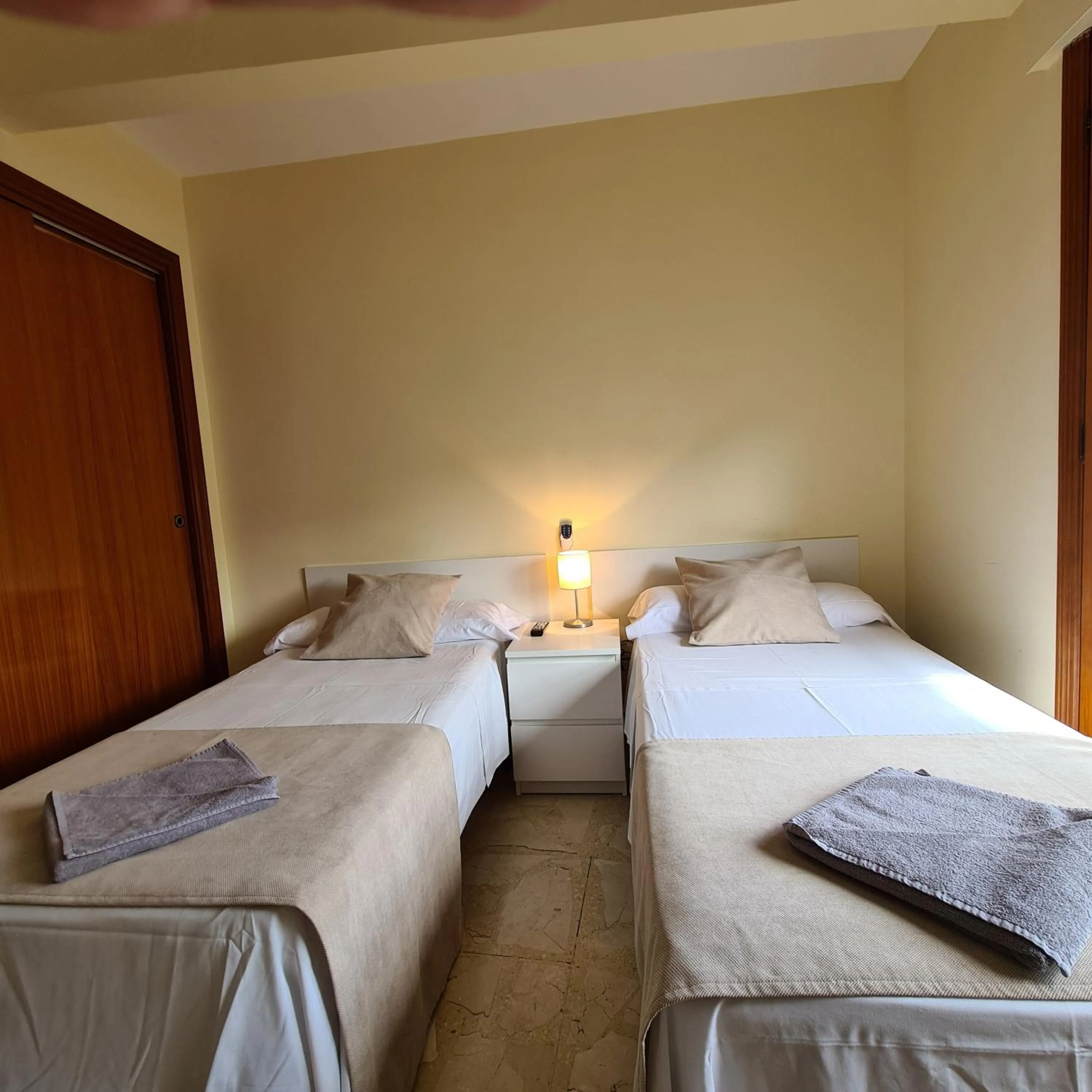 Bed in H Los Rafaeles