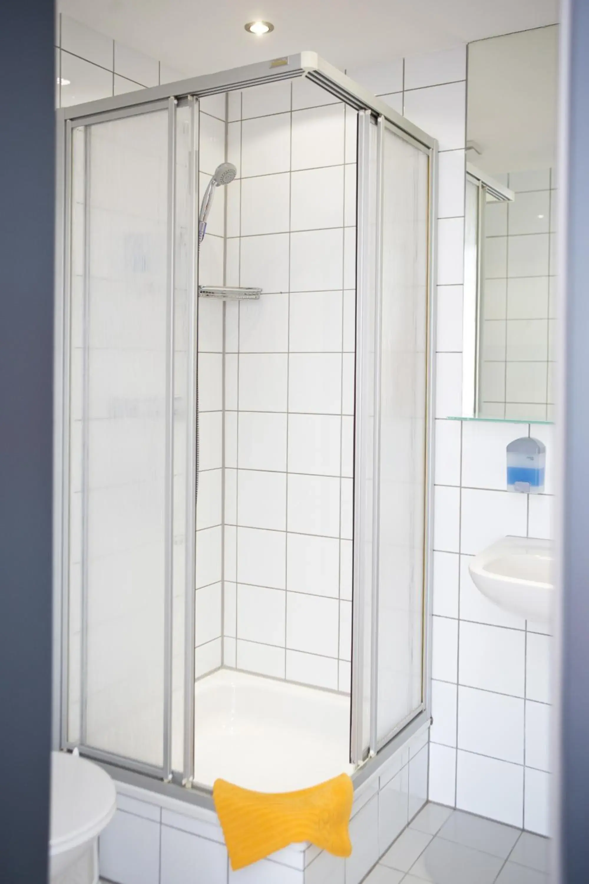 Economy Double Room - single occupancy in Hotel Emmerich Economy Double Room - single occupancy in Hotel Emmerich