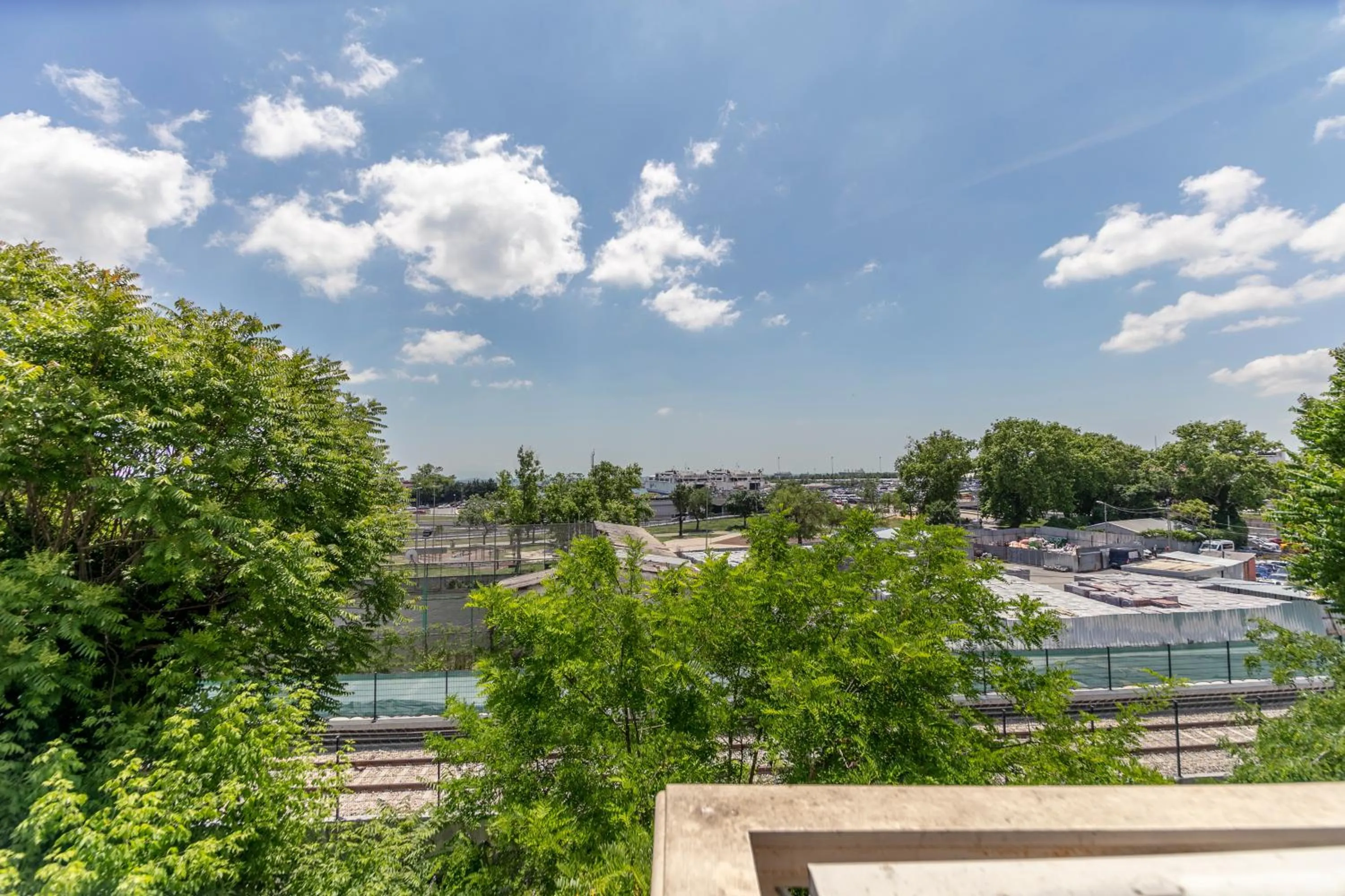 Day in HOTEL ÜMİT YENİKAPI