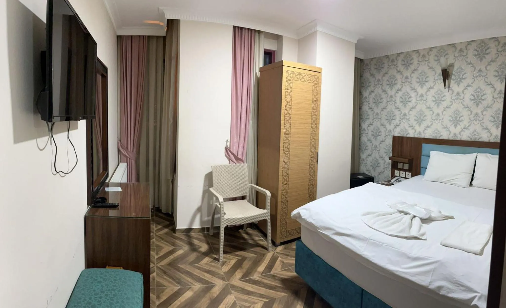 Bed in HOTEL ÜMİT YENİKAPI