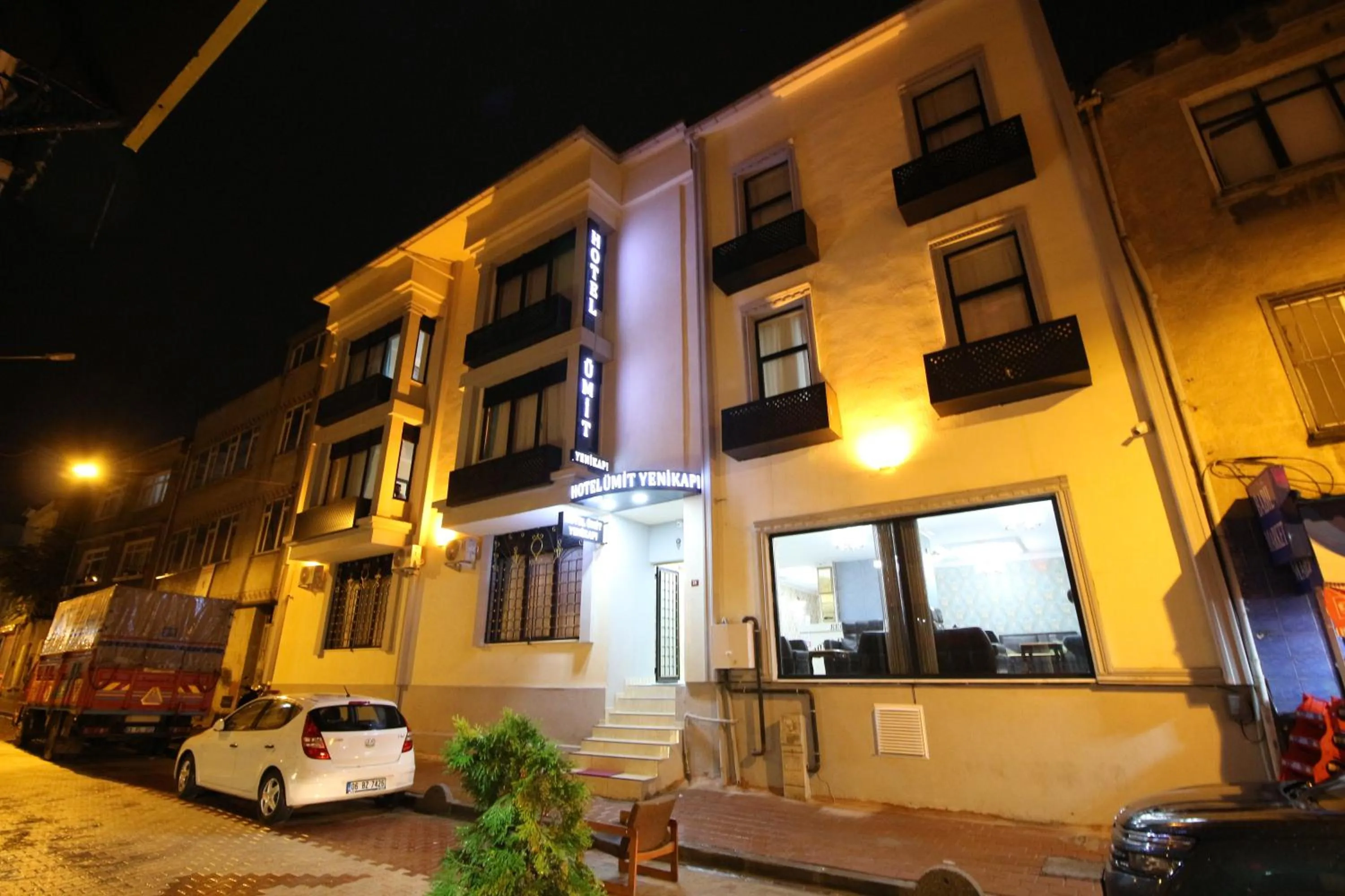 Property building in HOTEL ÜMİT YENİKAPI