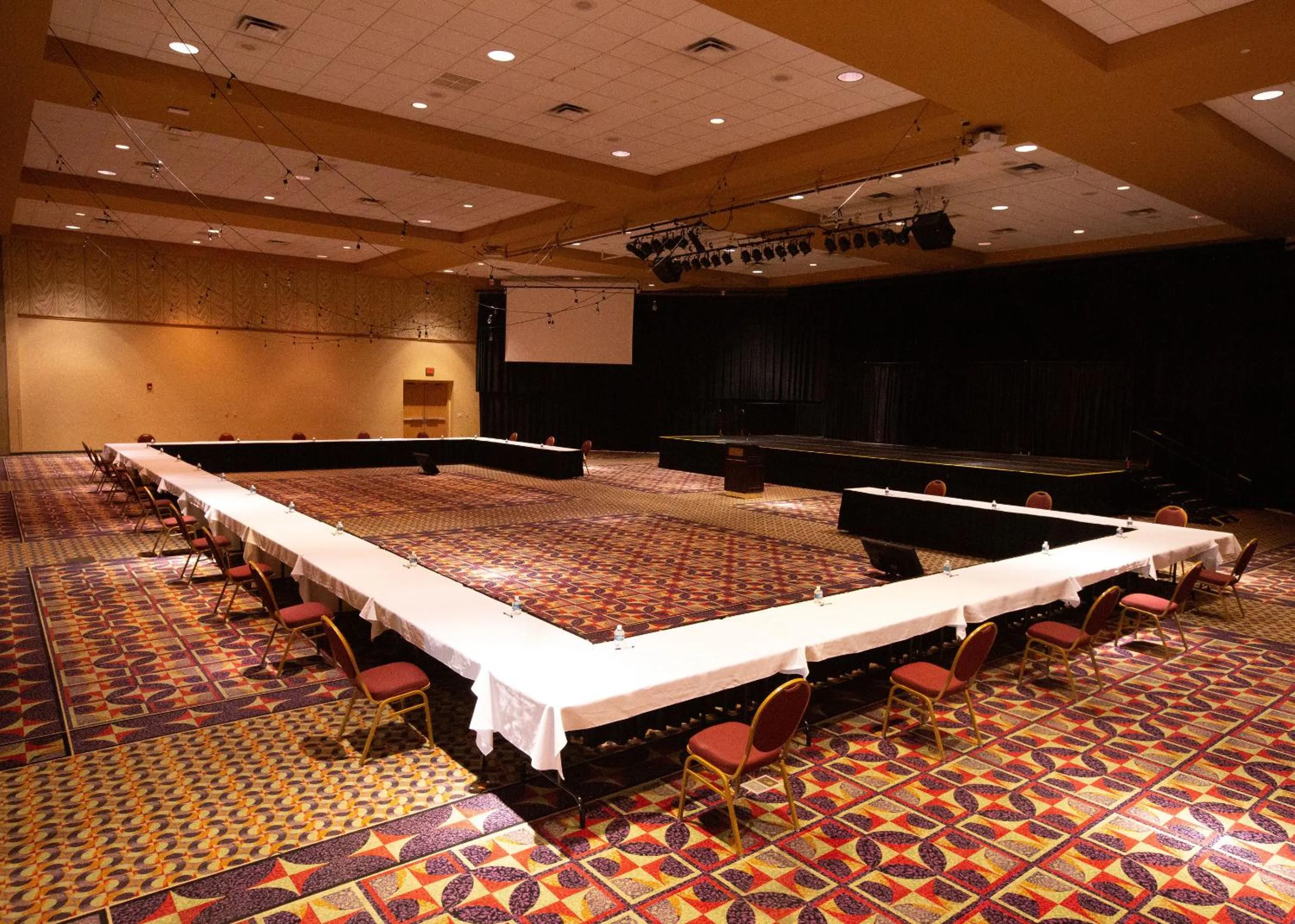Business facilities in Riverside Casino & Golf Resort