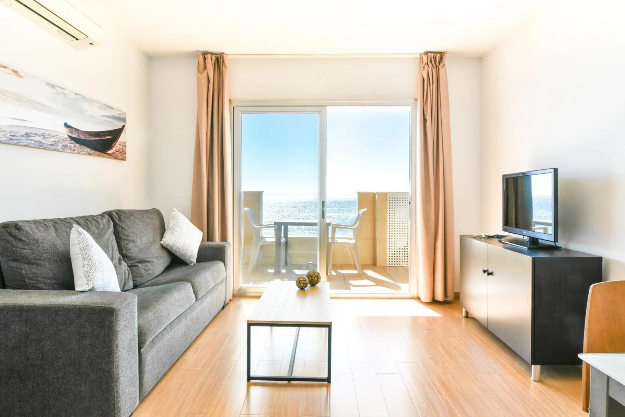 Living room in Vegasol Playa AT