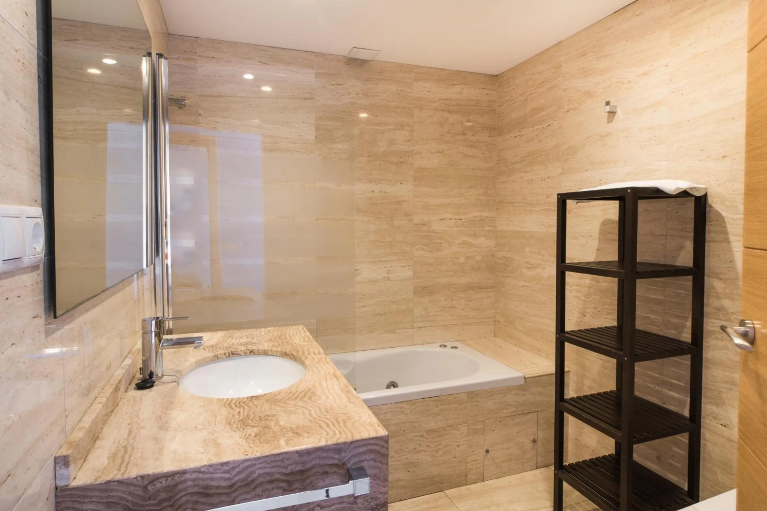 Bathroom in Vegasol Playa AT