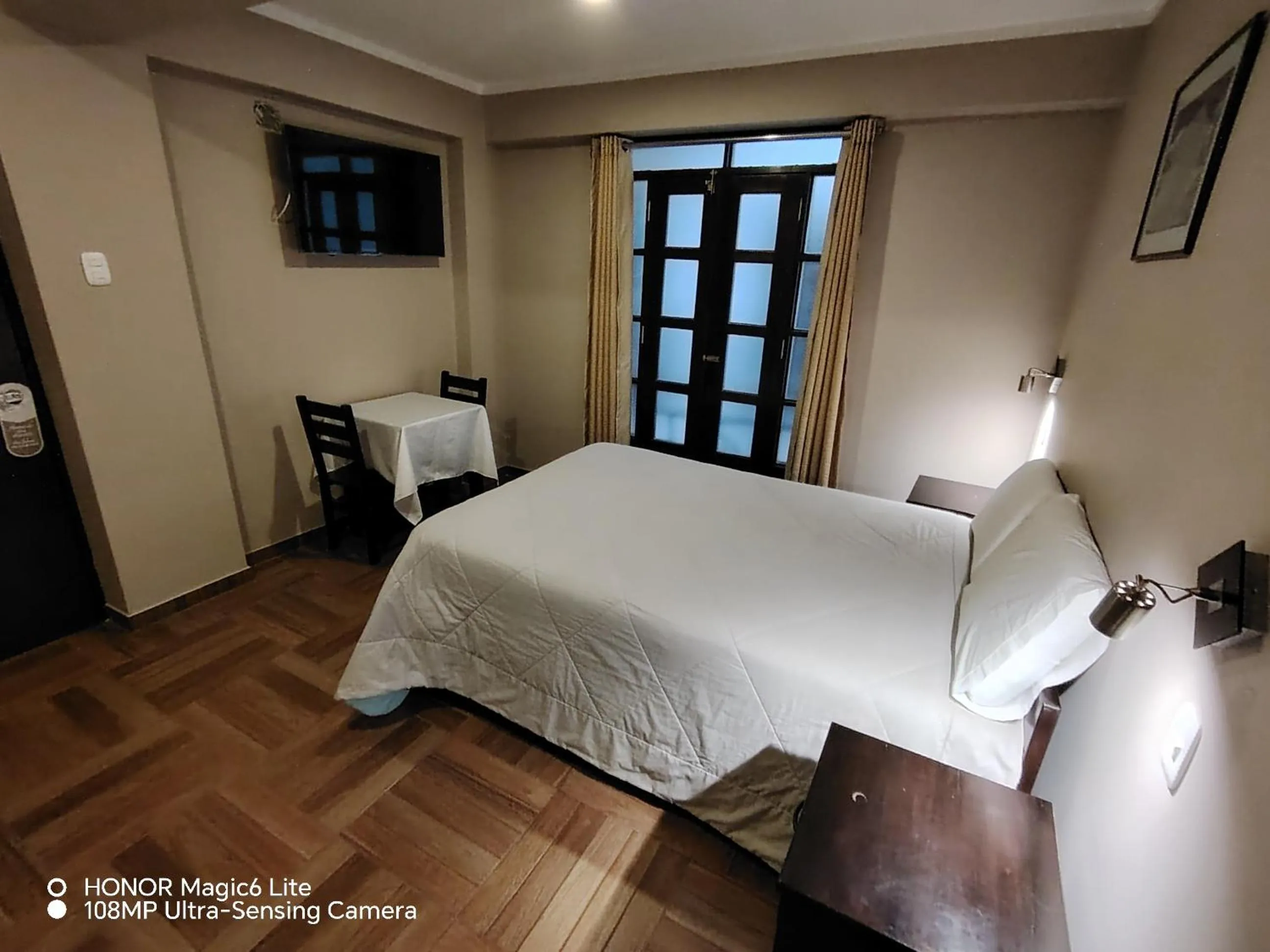 Bed in Hotel Golden Killa