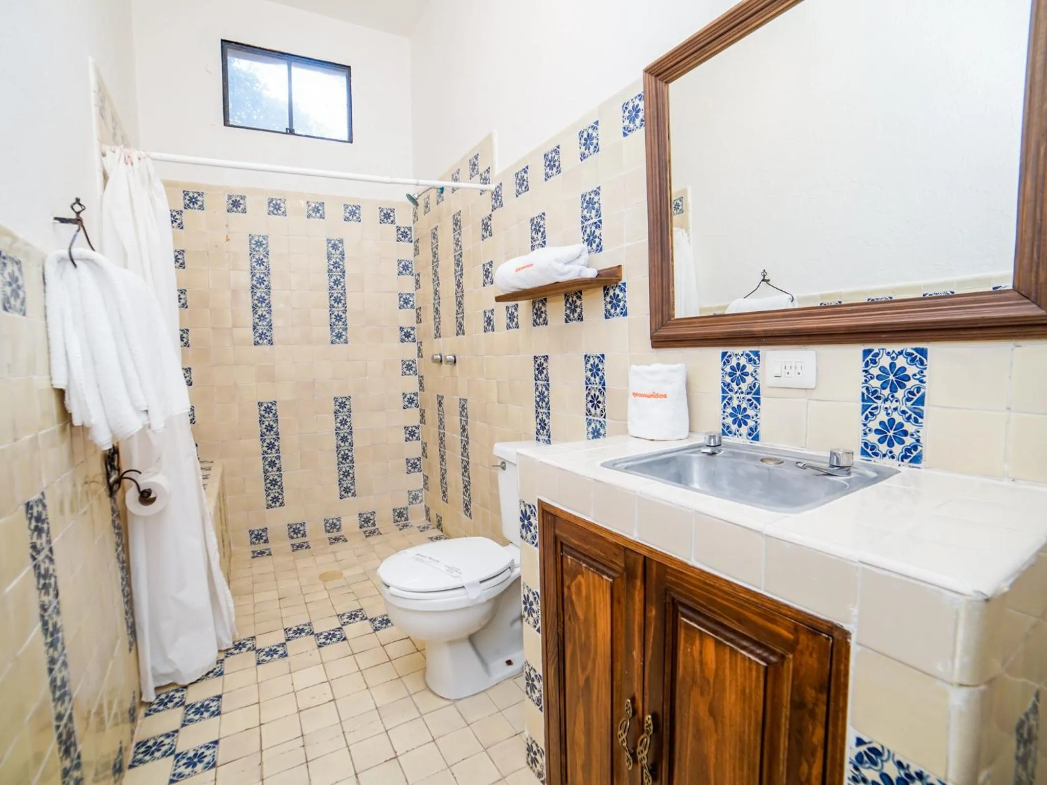 Bathroom in Hotel Mansión Virreyes by Rotamundos