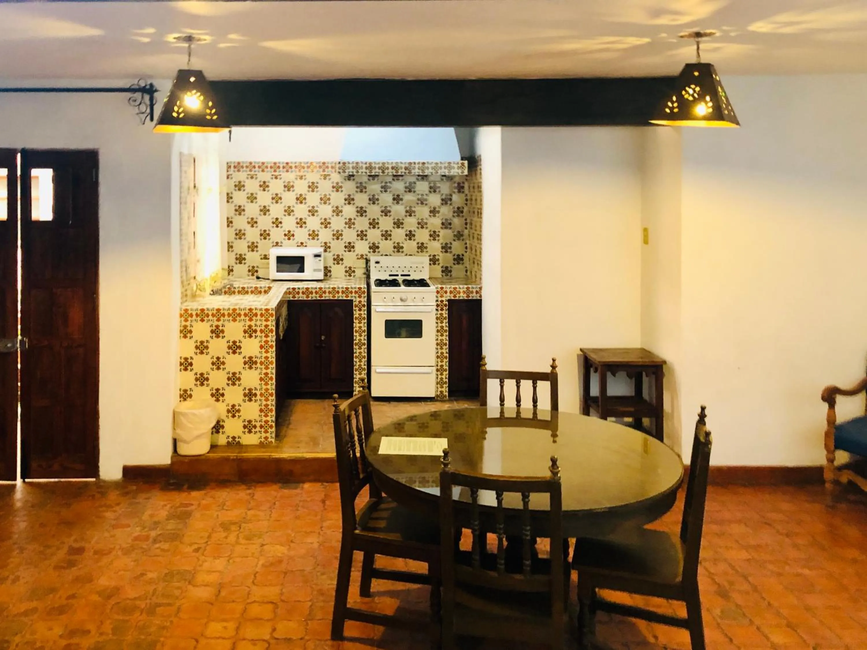 Kitchen or kitchenette in Hotel Mansión Virreyes by Rotamundos