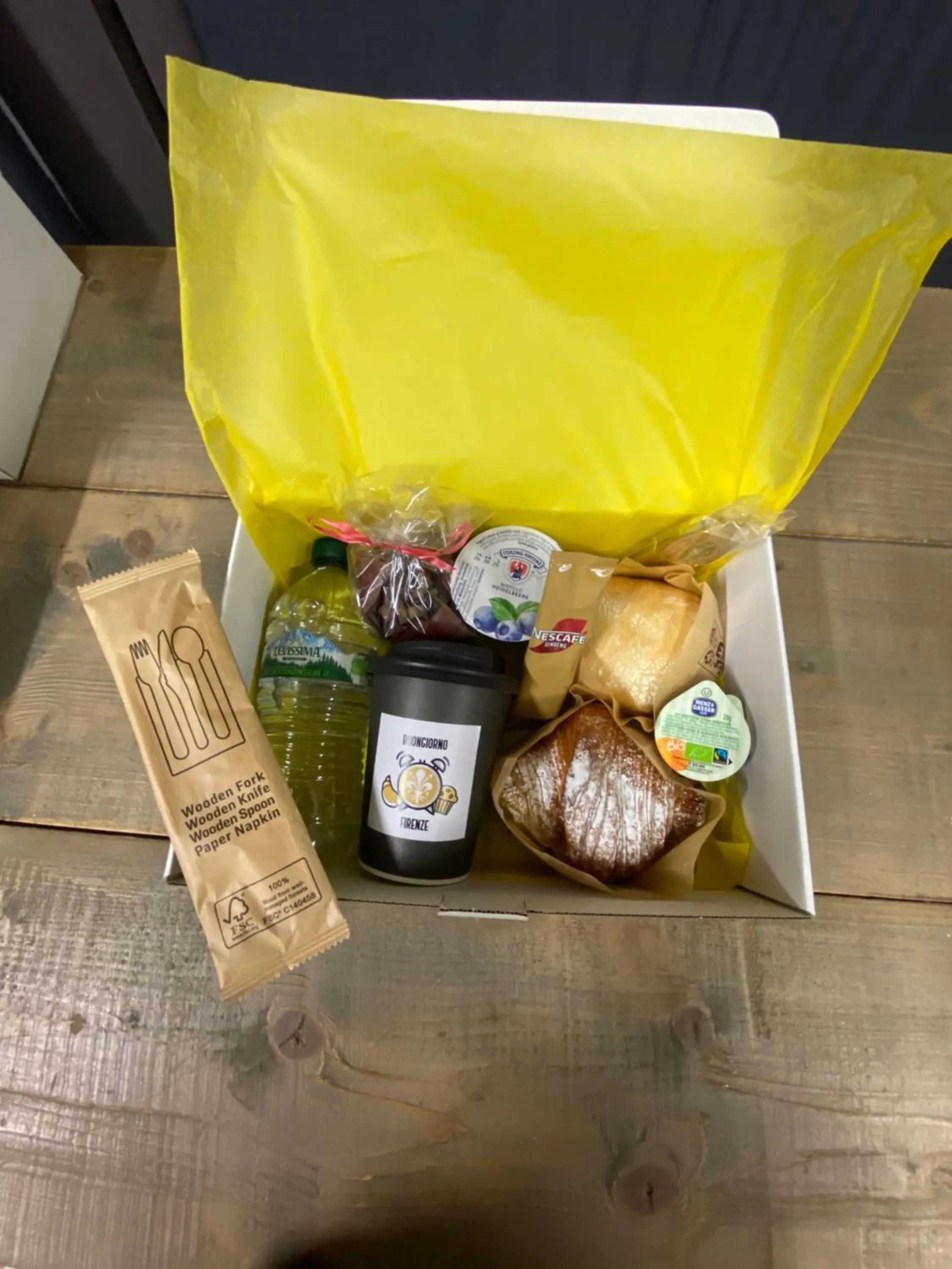 Food and drinks in Corsini Tintori