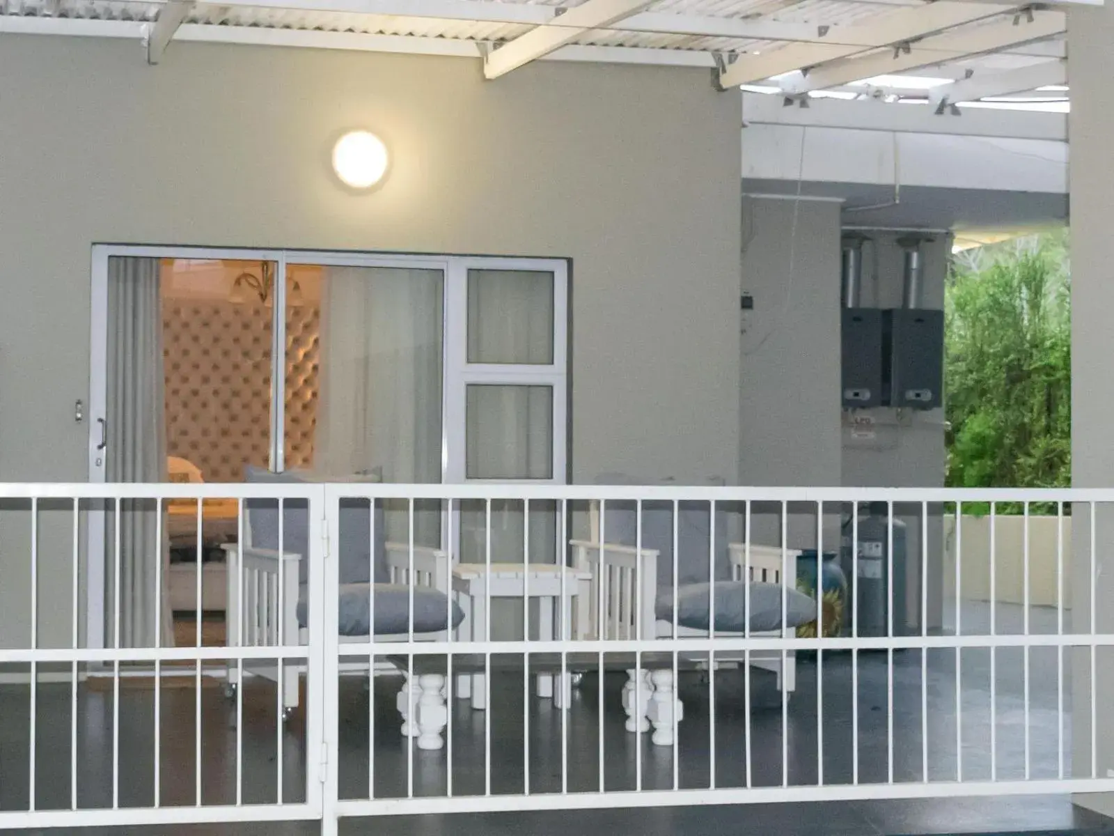 Comfort Twin Room - single occupancy in Chicane Bed and Breakfast Comfort Twin Room - single occupancy in Chicane Bed and Breakfast