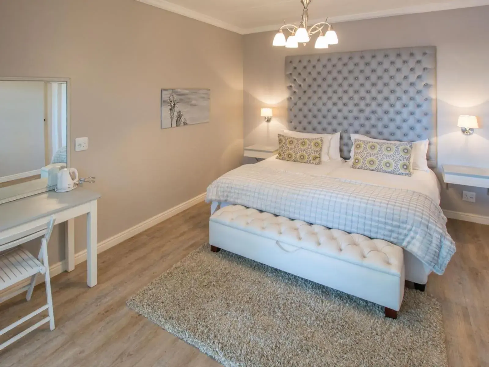 Comfort Twin Room - single occupancy in Chicane Bed and Breakfast Comfort Twin Room - single occupancy in Chicane Bed and Breakfast