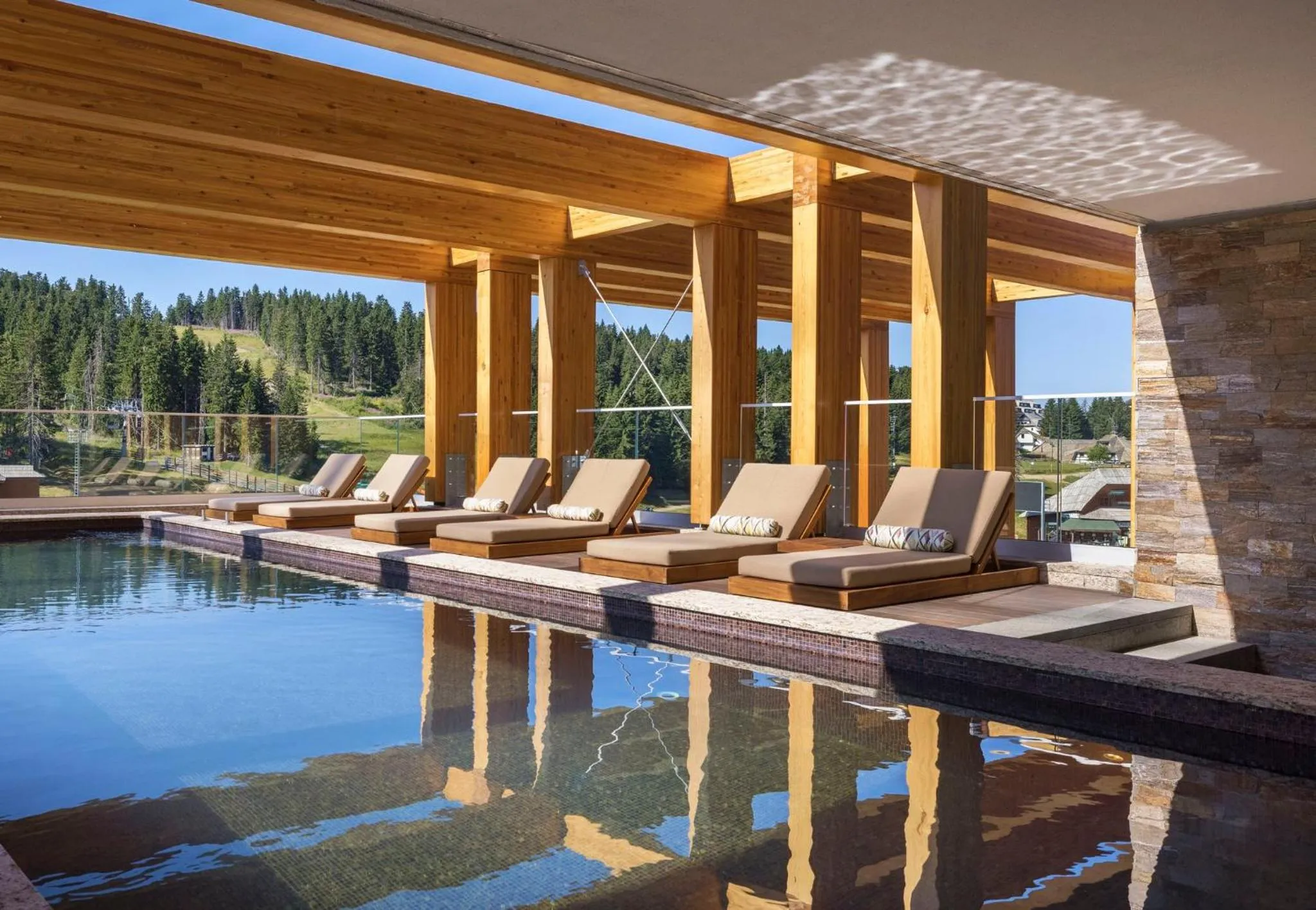 Swimming pool in Viceroy Kopaonik Resort & Spa