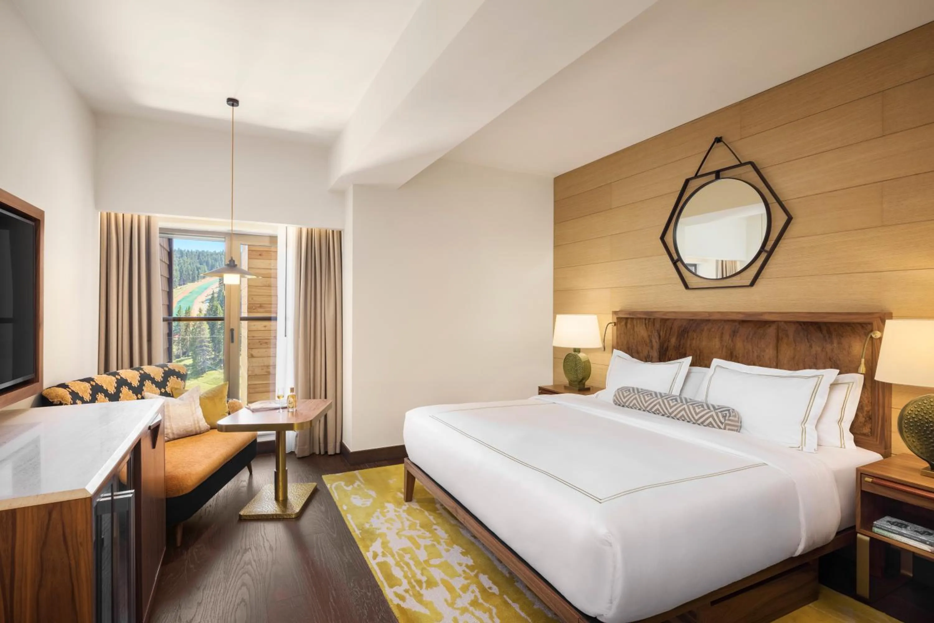 Bedroom, Bed in Viceroy Kopaonik Resort & Spa