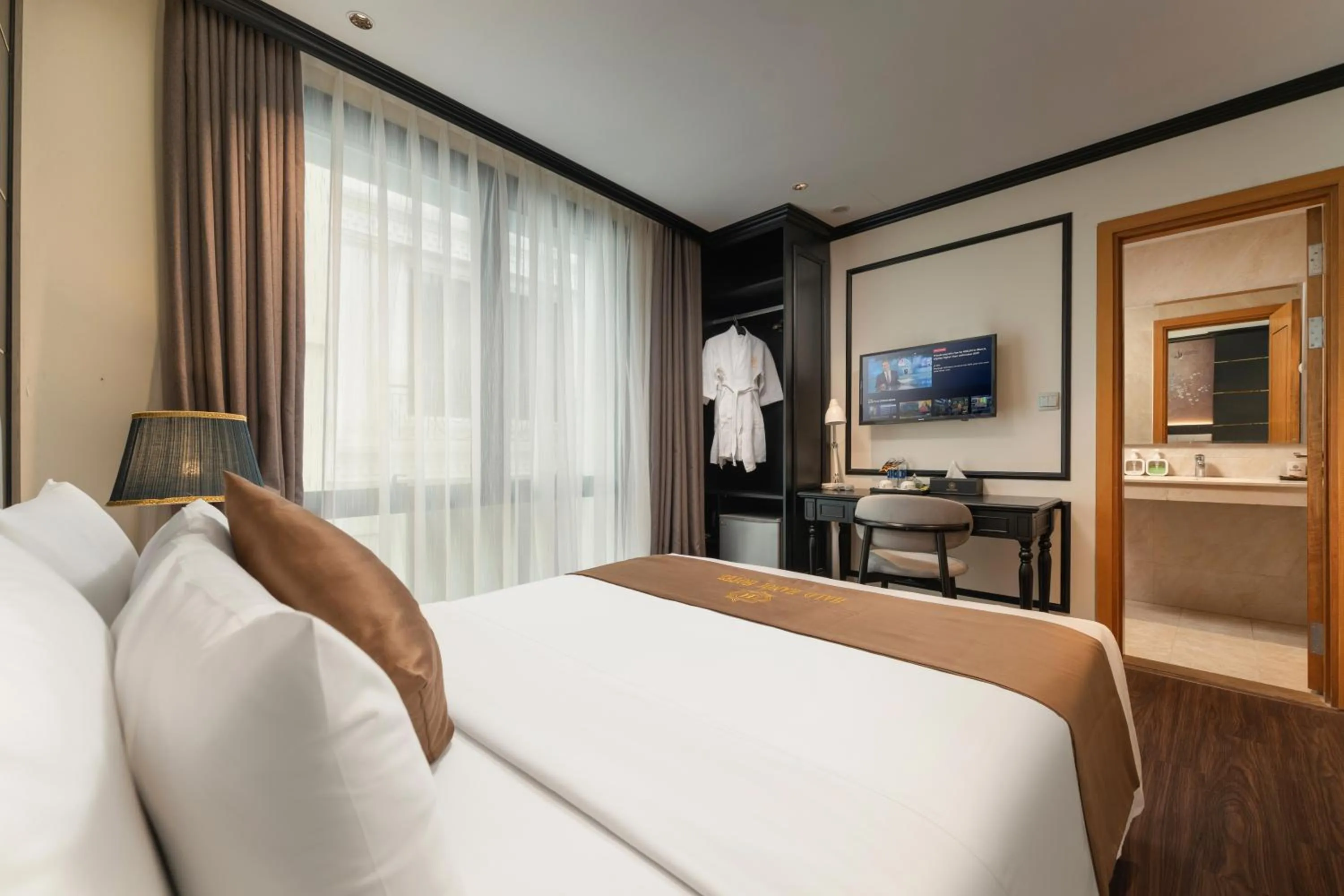 Bedroom, Bed in HALO HANOI HOTEL