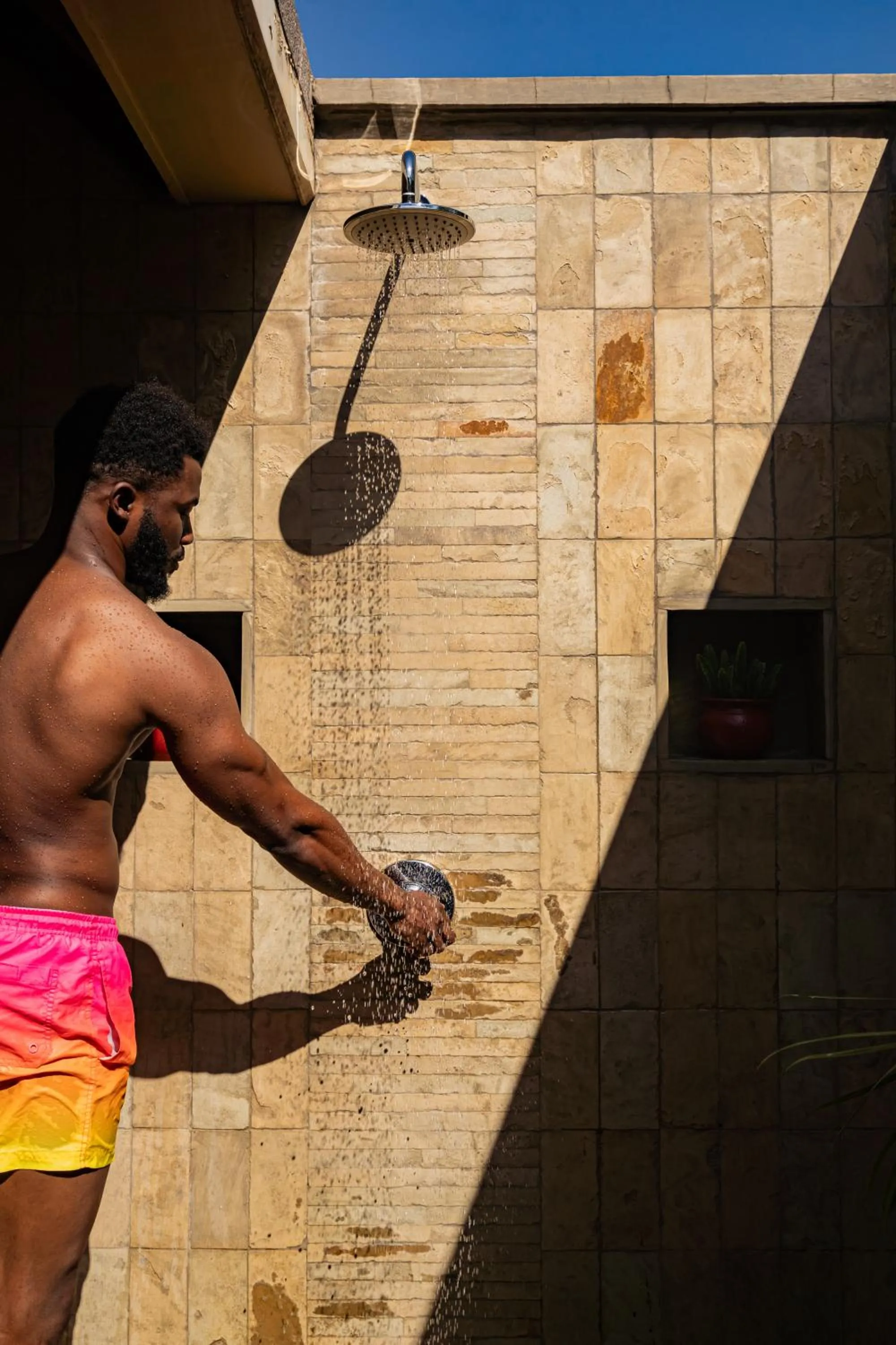 Shower in Enashipai Resort & Spa
