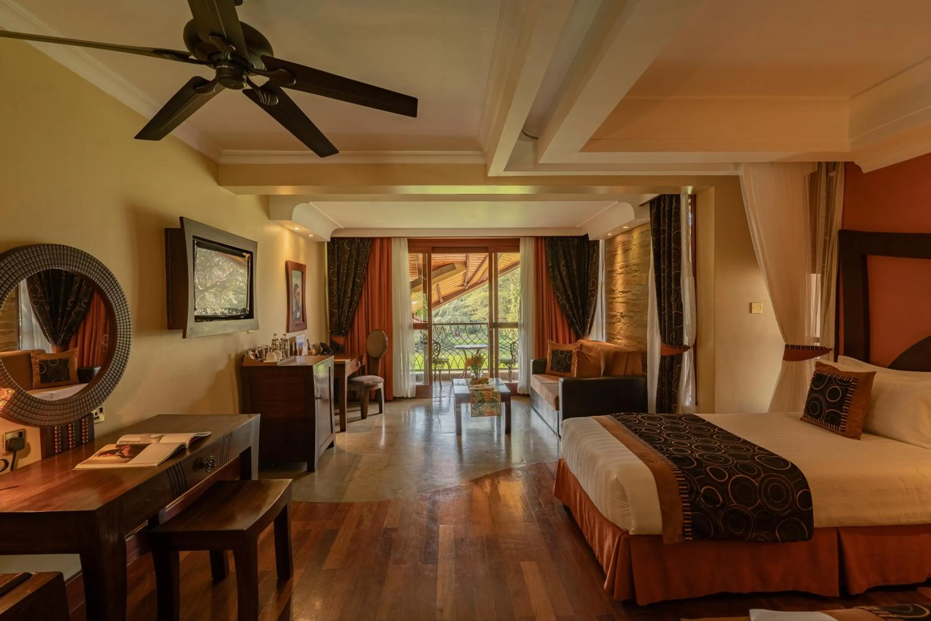 Photo of the whole room in Enashipai Resort & Spa