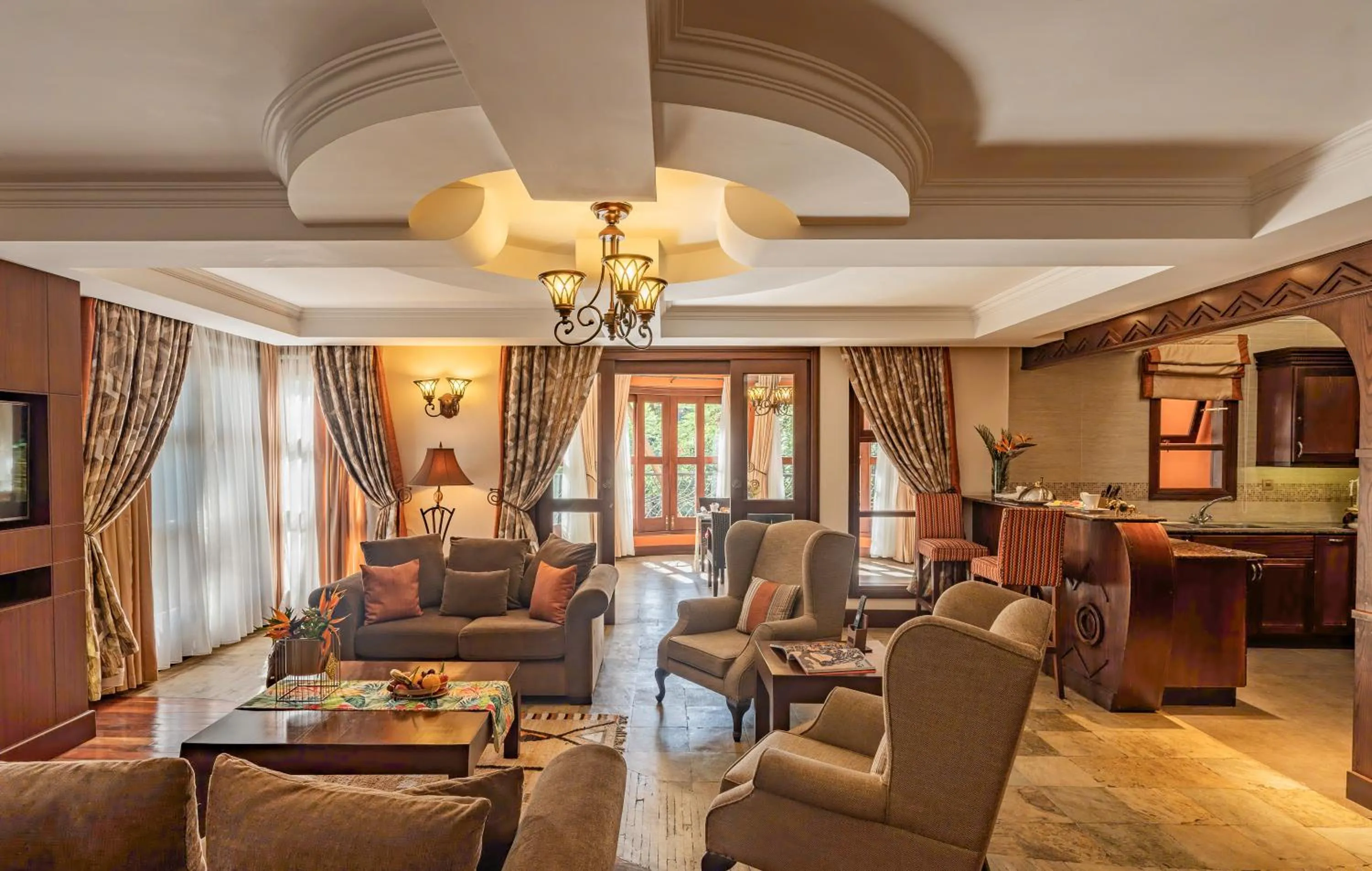 TV and multimedia in Enashipai Resort & Spa