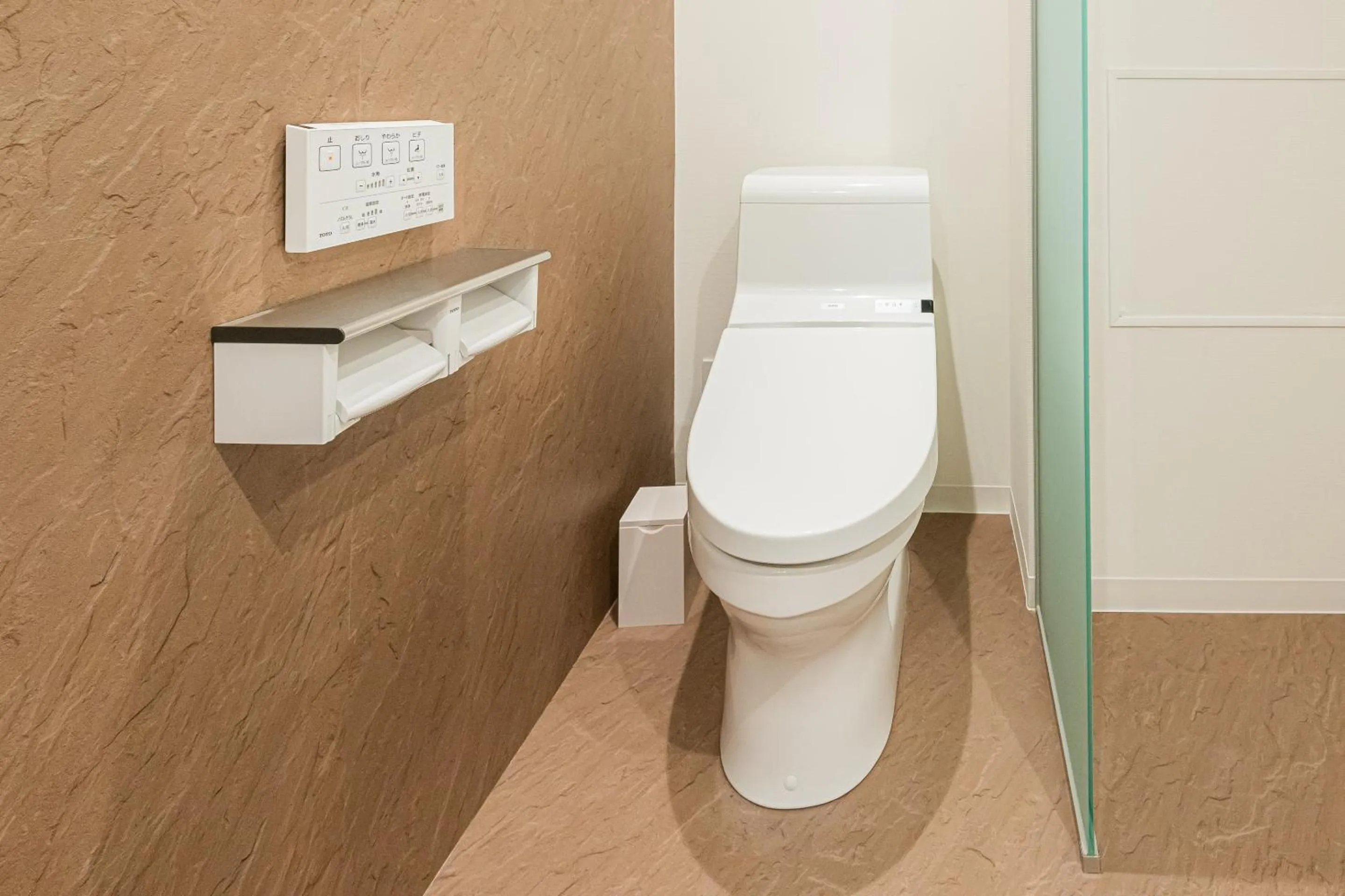 Toilet in Seiei Hotel Kyoto Kawaramachi