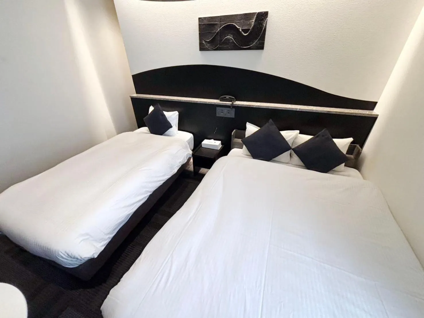 Bed in Seiei Hotel Kyoto Kawaramachi