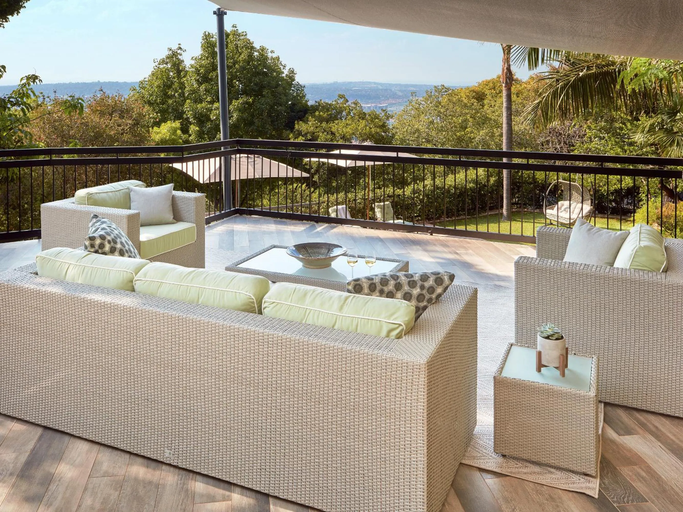 Patio in The Cliffside Boutique Getaway