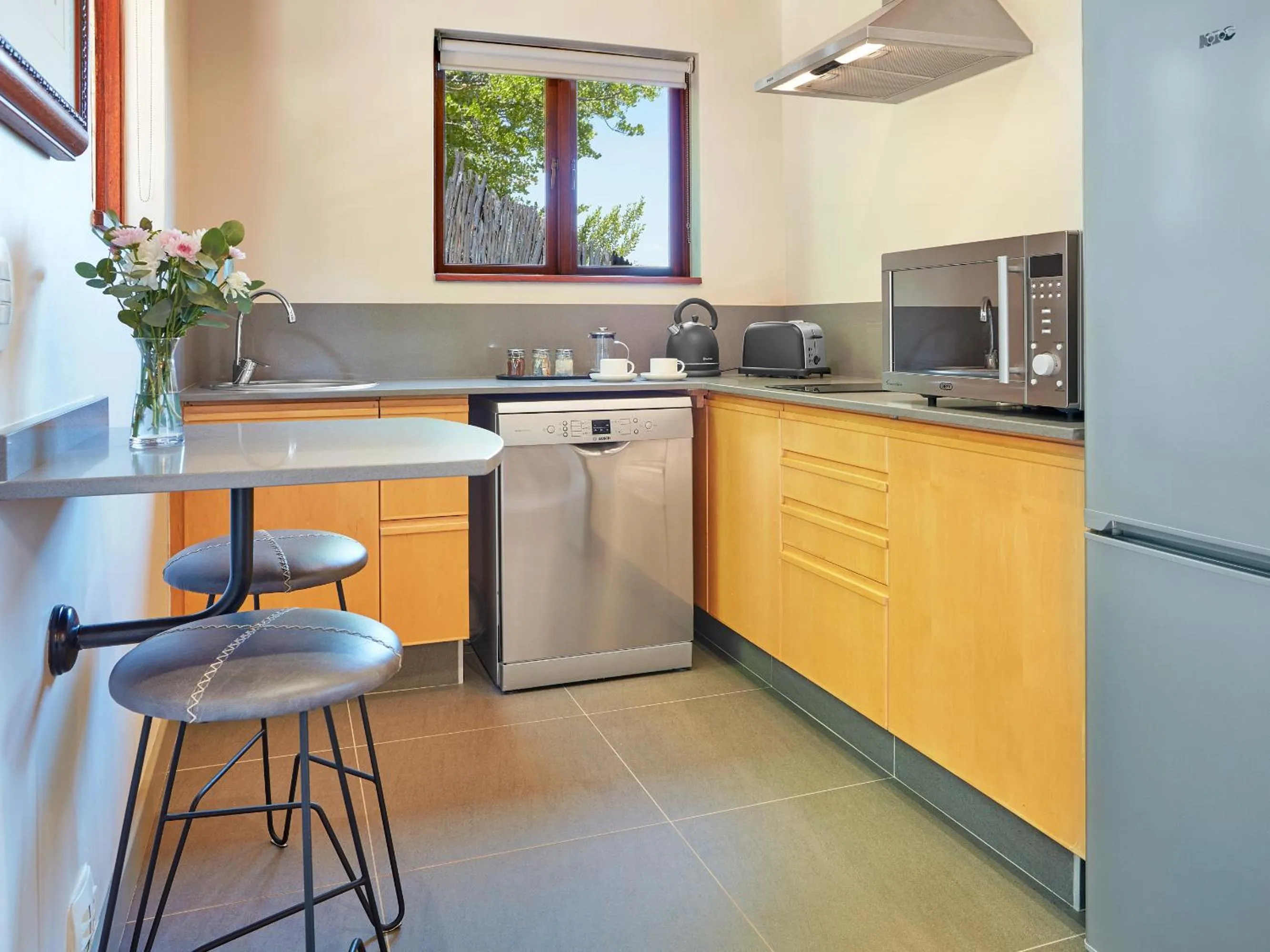 Kitchen or kitchenette in The Cliffside Boutique Getaway