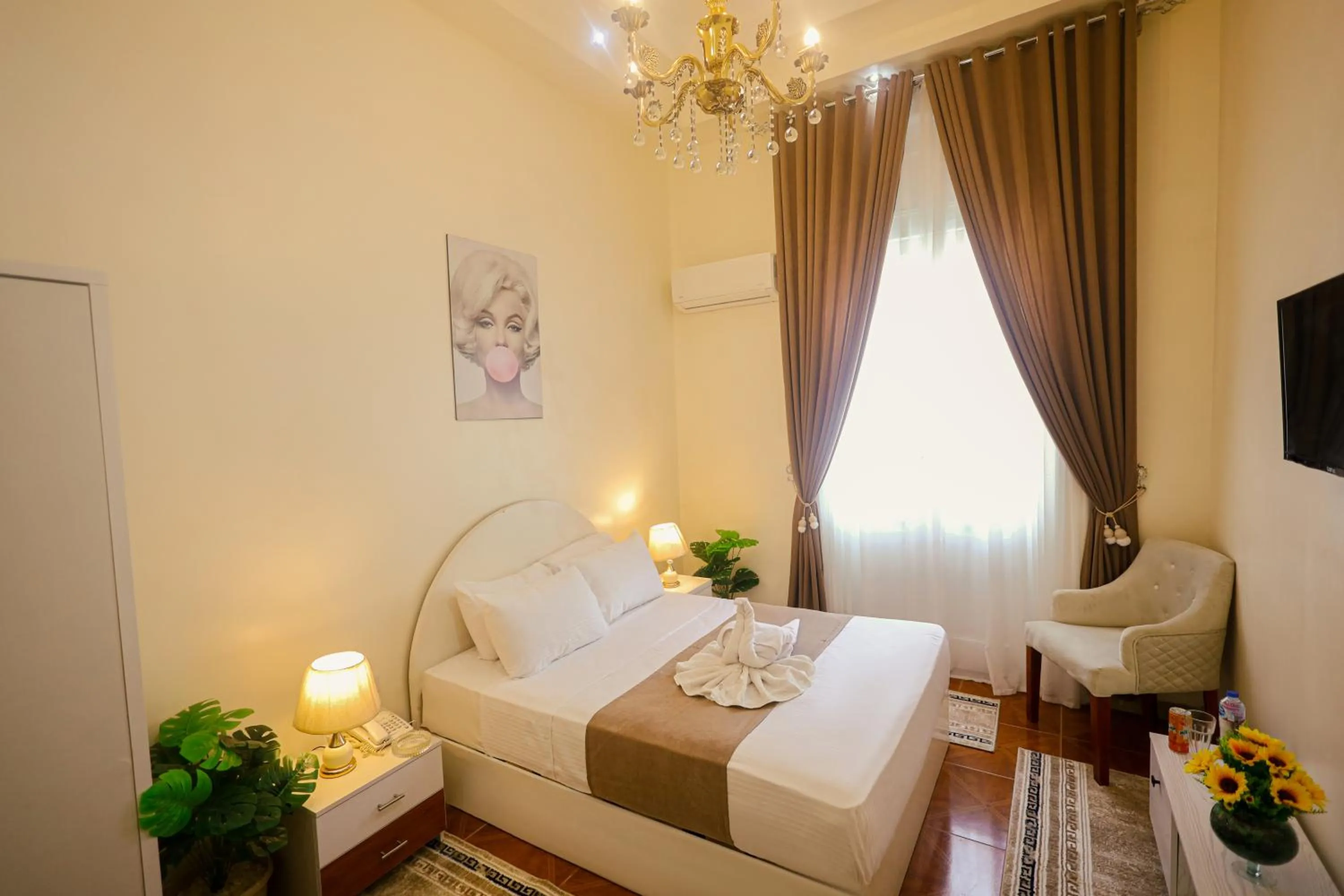 Victory Downtown Hotel