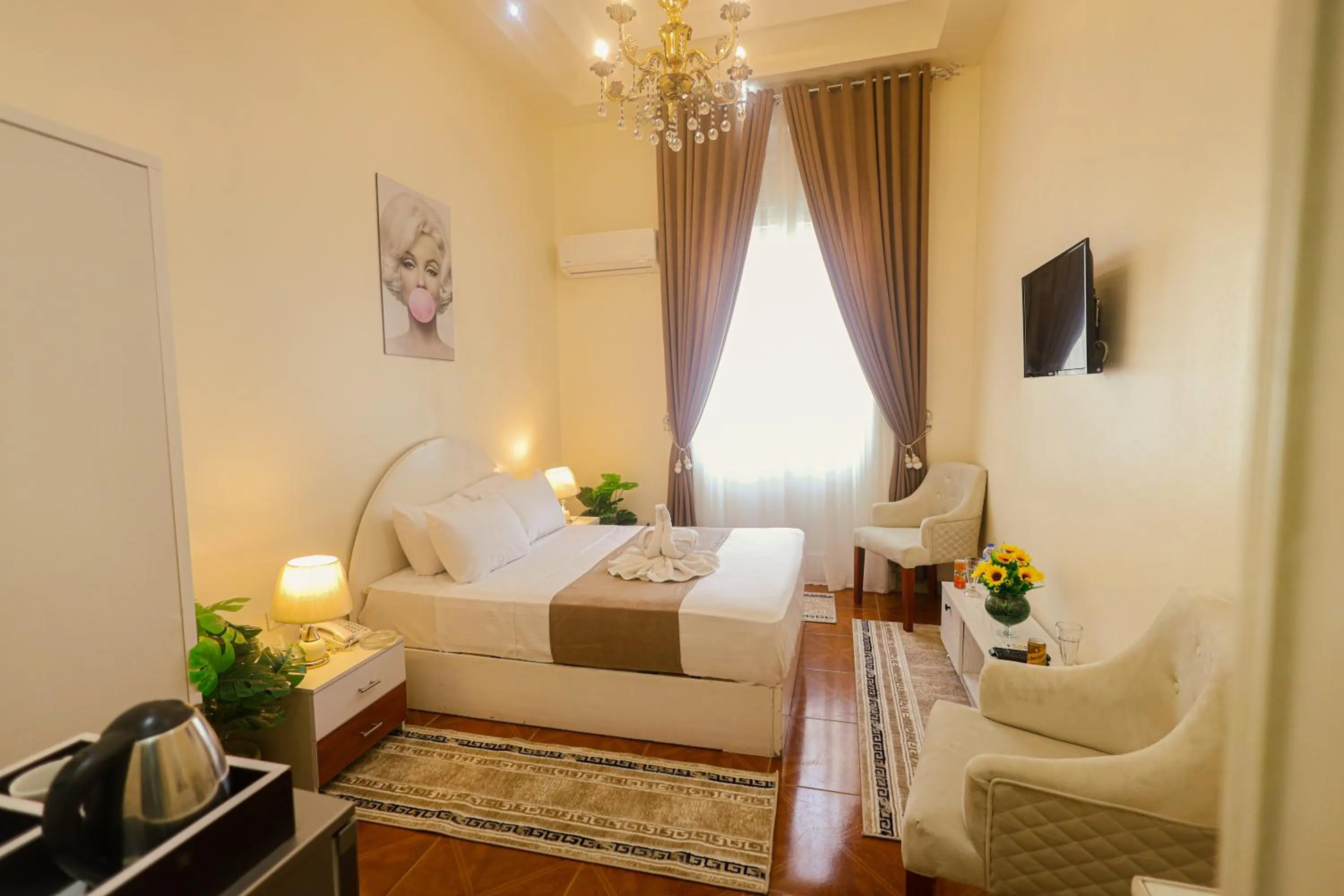 Victory Downtown Hotel