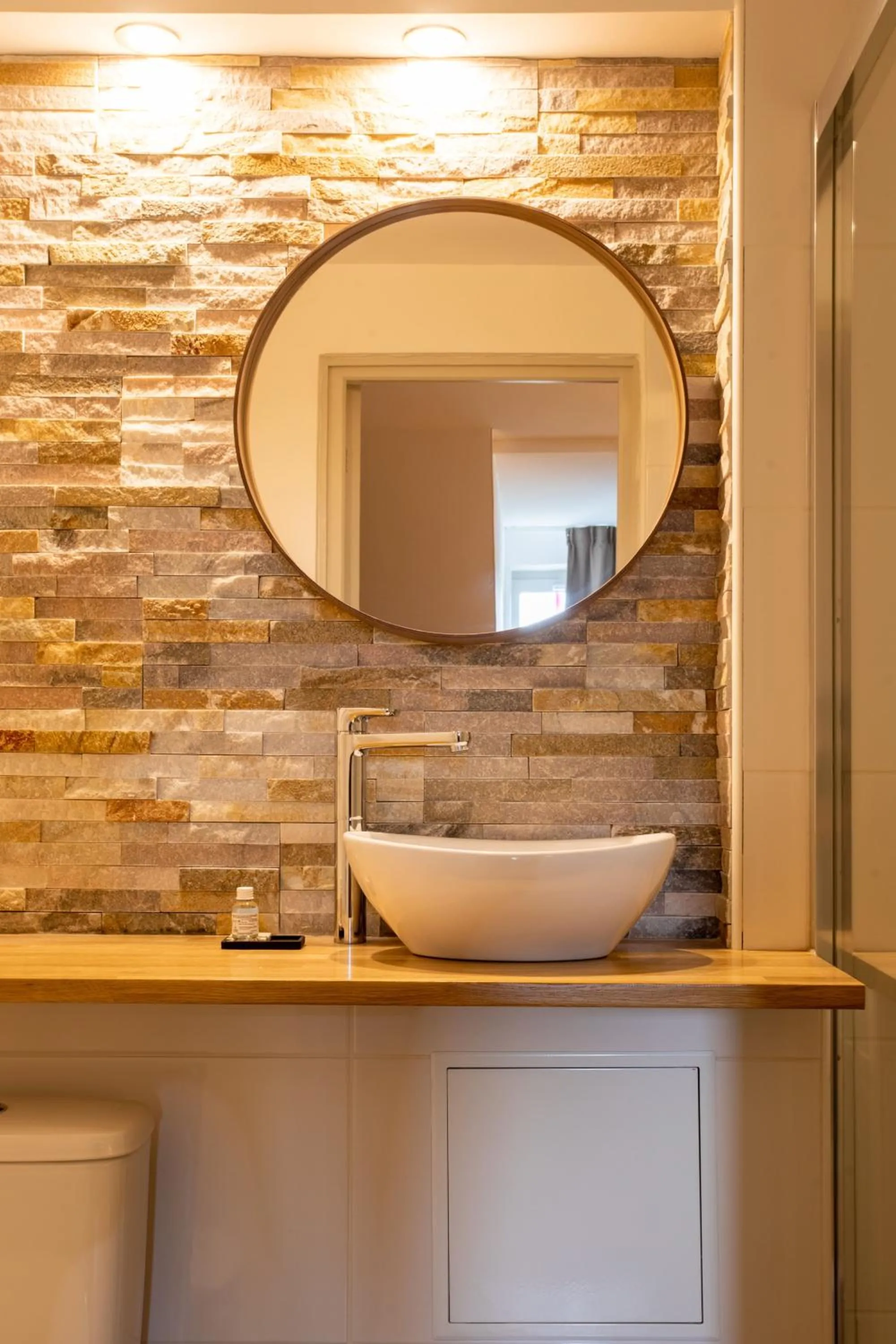 Bathroom in La Maison TATIN