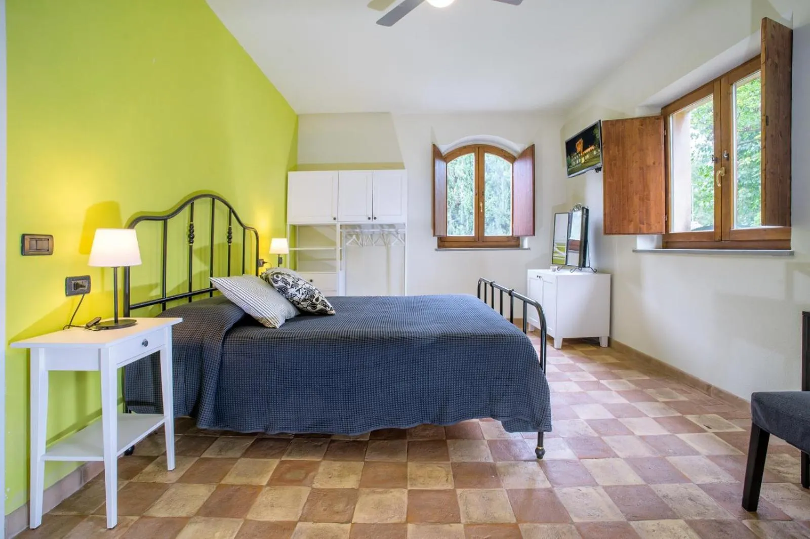 Bed in Torrenova di Assisi Country House