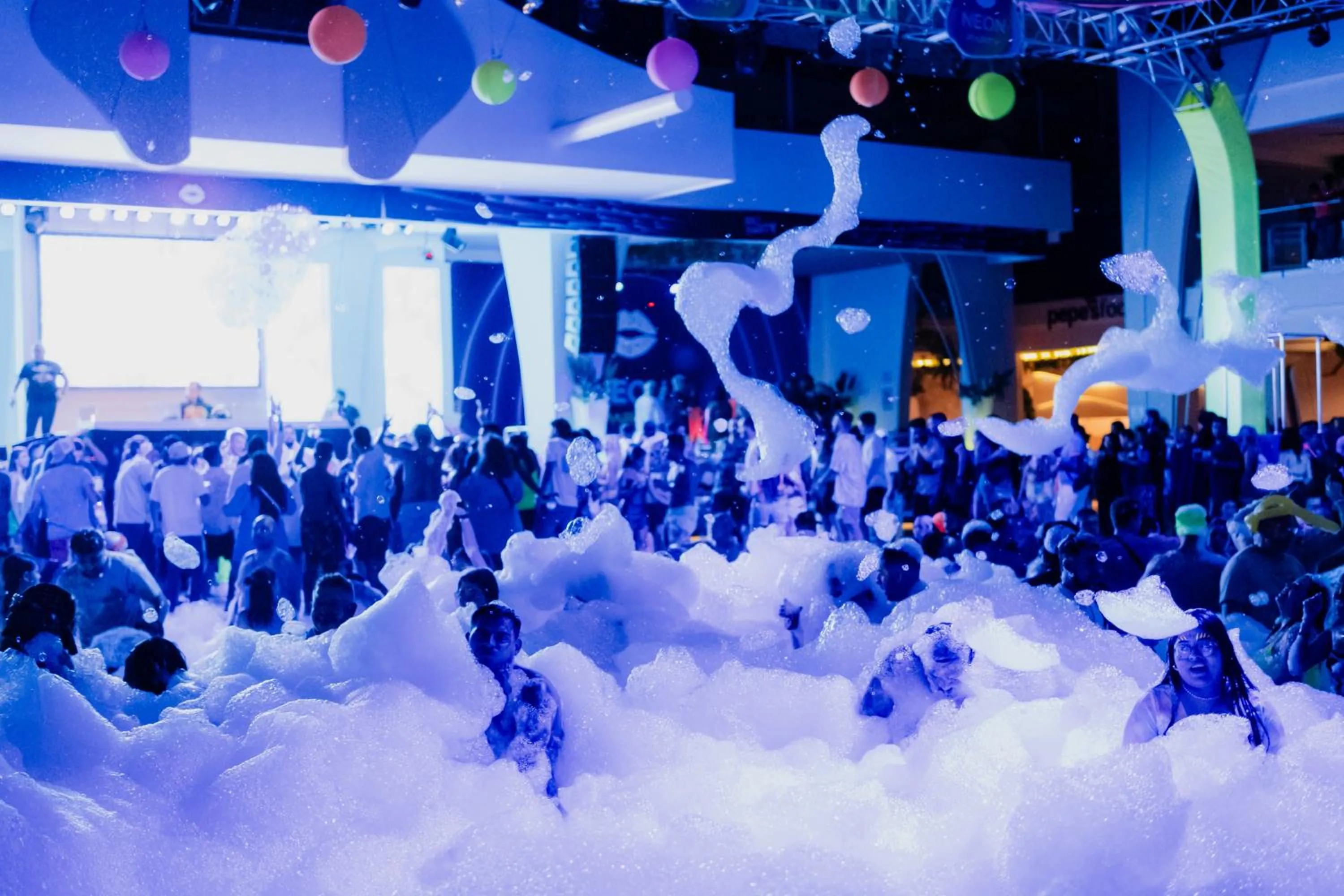 Evening entertainment in Riu Palace Las Americas - All Inclusive - Adults Only