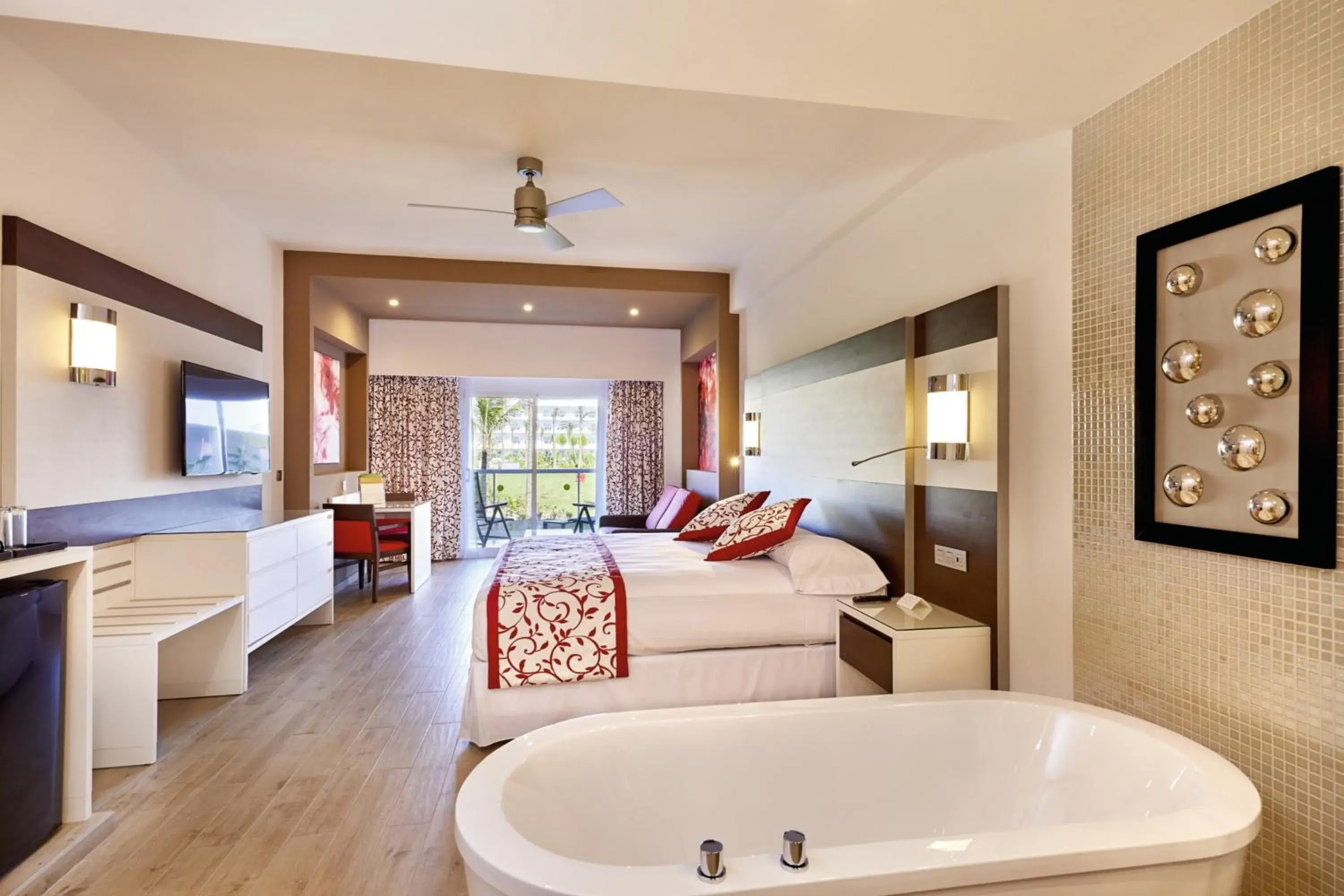 Junior Suite Garden View in Riu Palace Costa Mujeres - All Inclusive Junior Suite Garden View in Riu Palace Costa Mujeres - All Inclusive