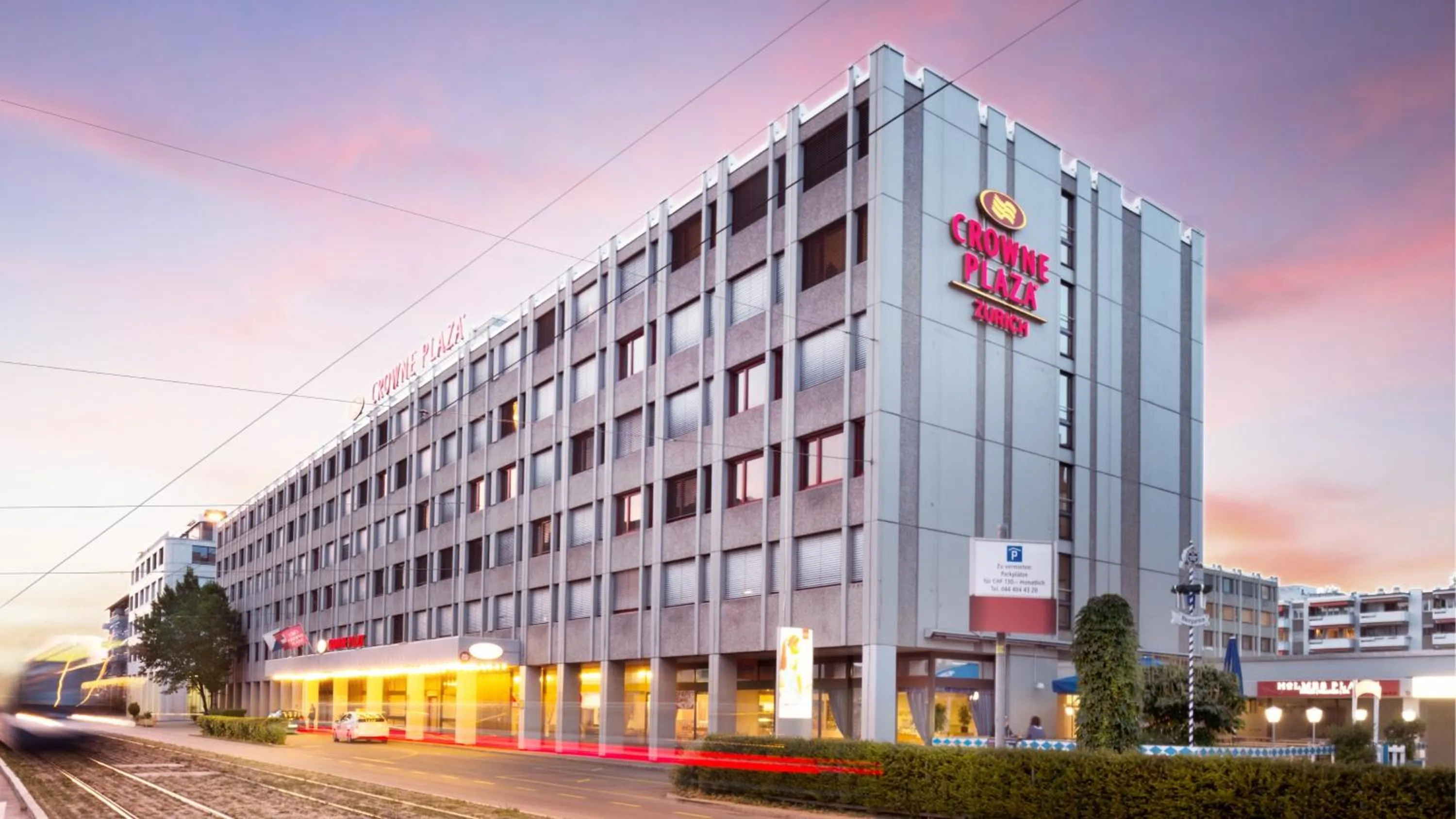 Property building in Crowne Plaza Zürich by IHG
