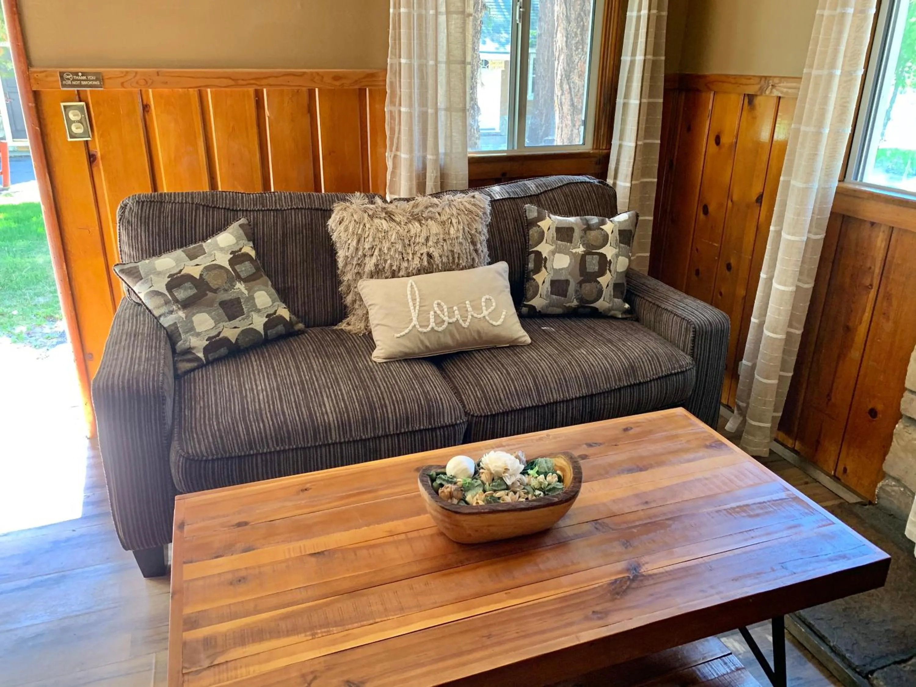 Living room in Grey Squirrel Resort