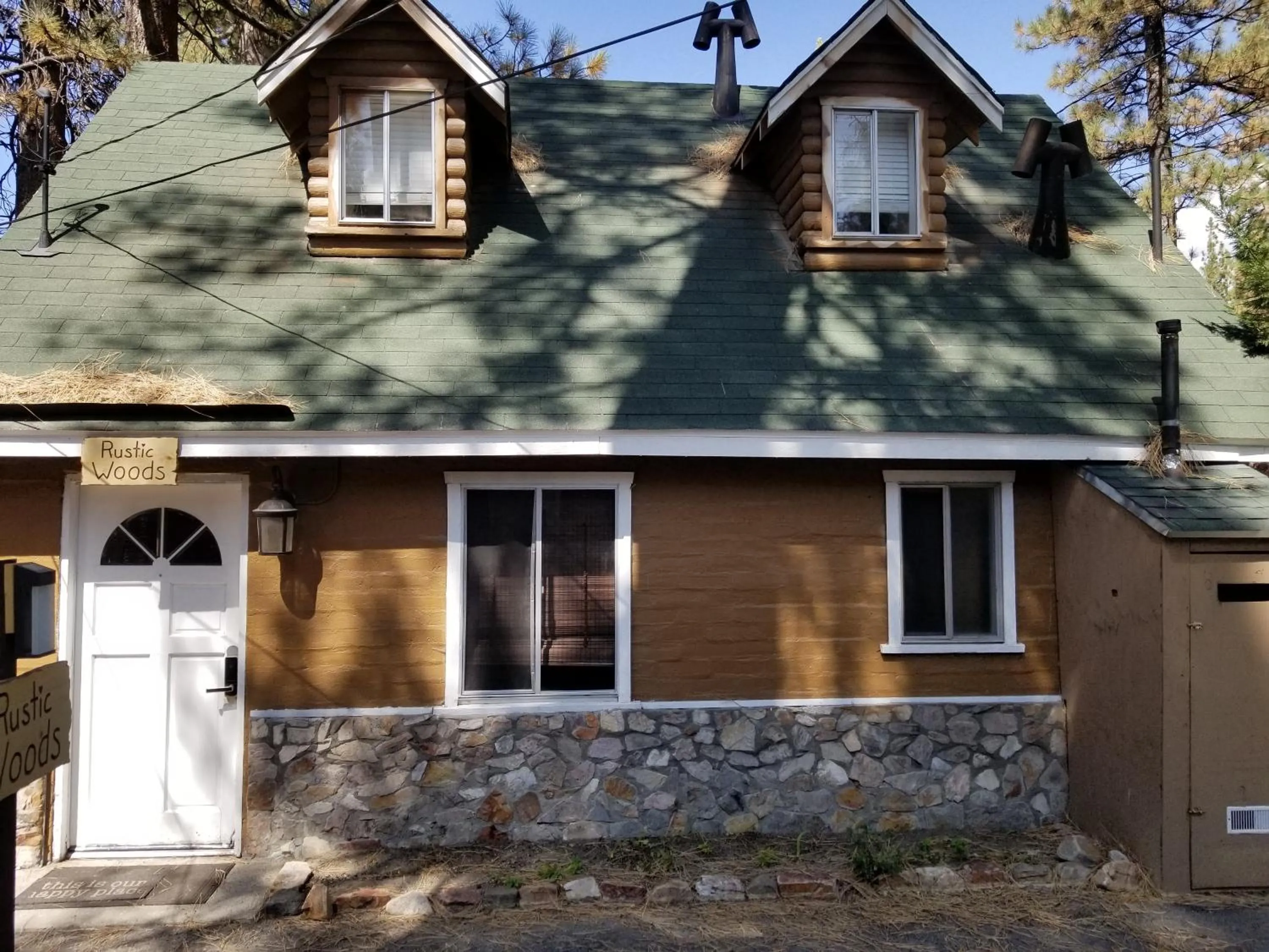 Property building in Grey Squirrel Resort