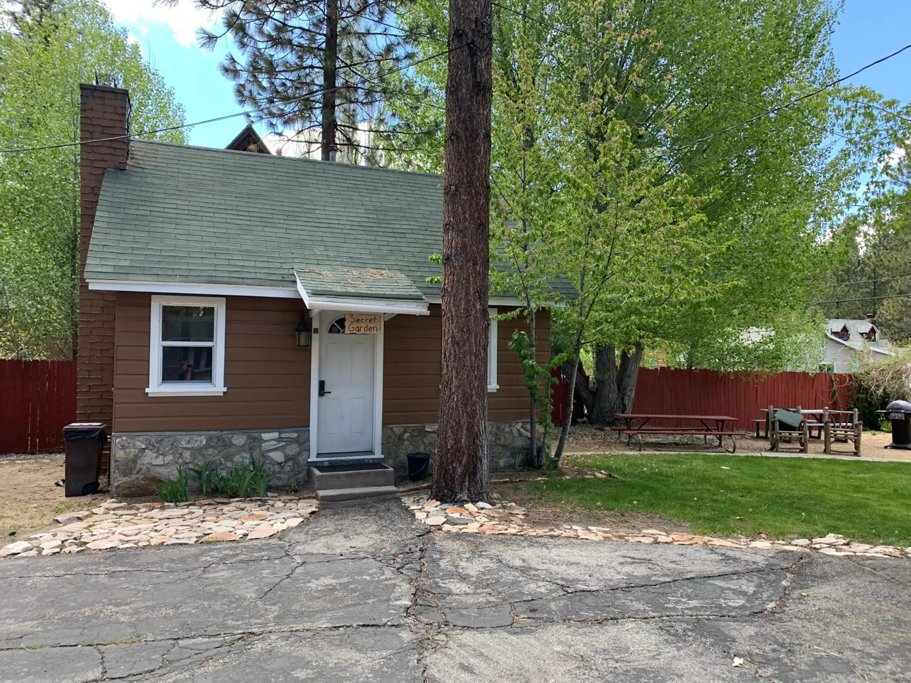 Property building in Grey Squirrel Resort