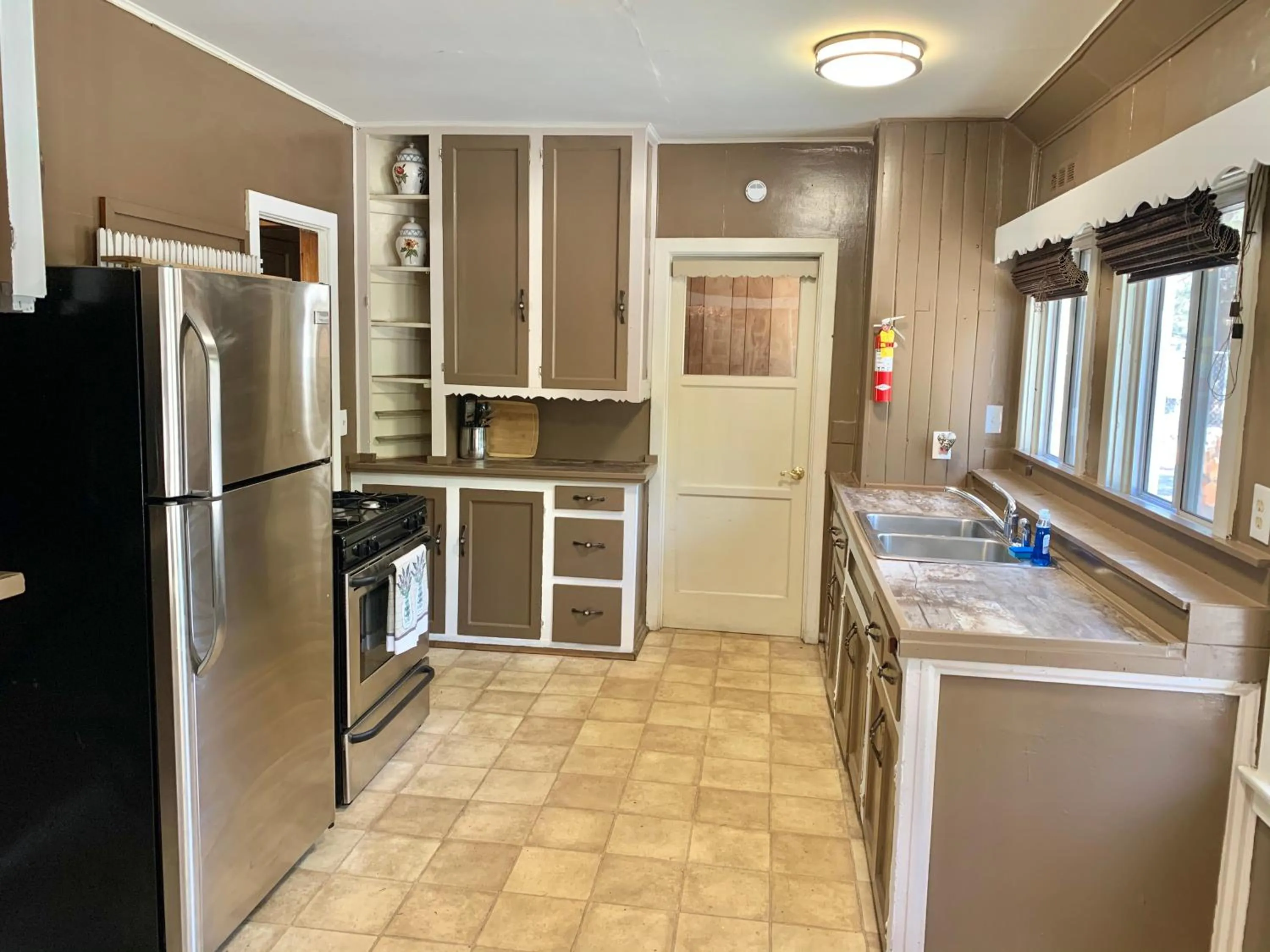 Kitchen or kitchenette in Grey Squirrel Resort