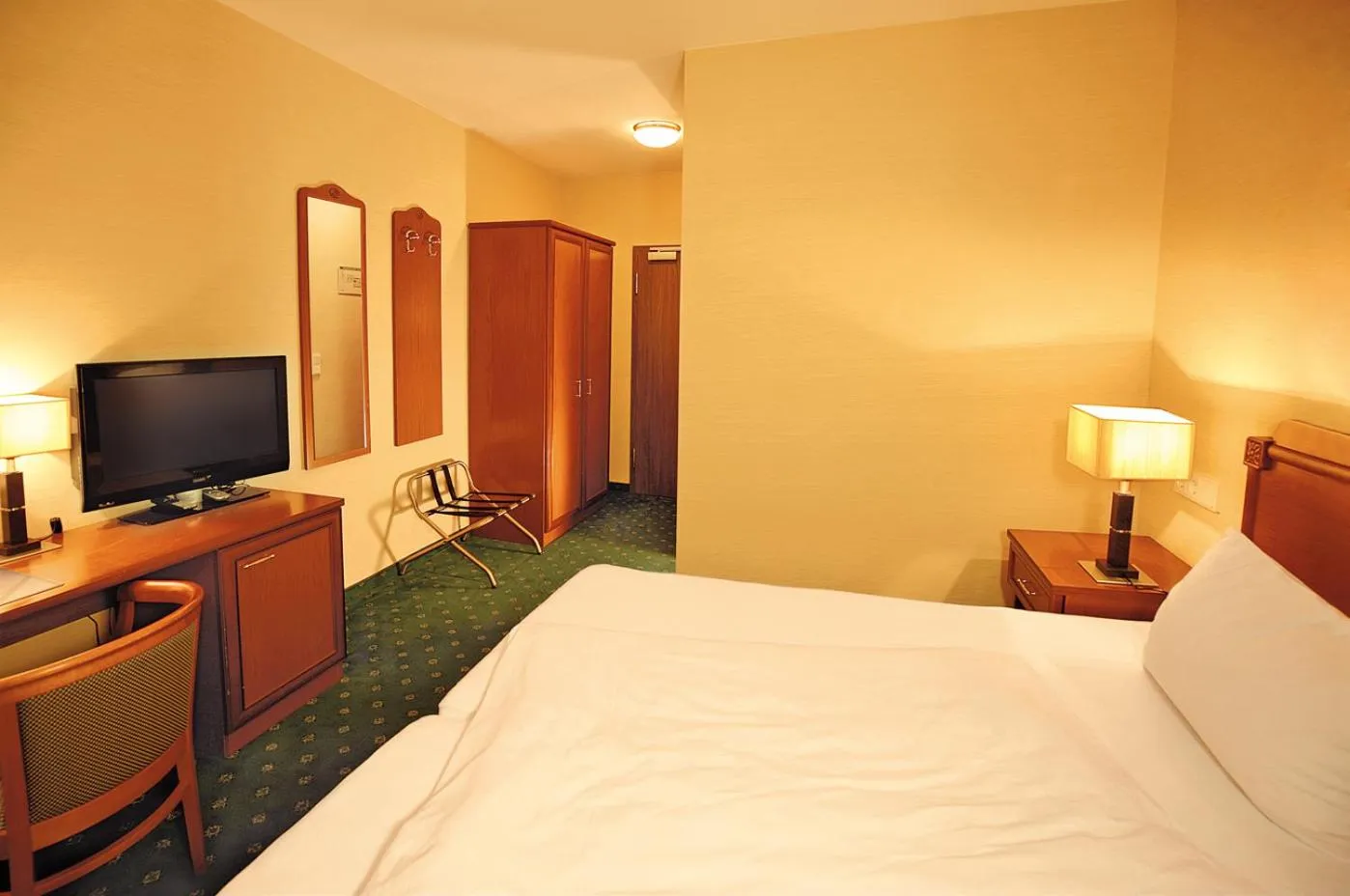 Bed in Landhotel Goldener Acker