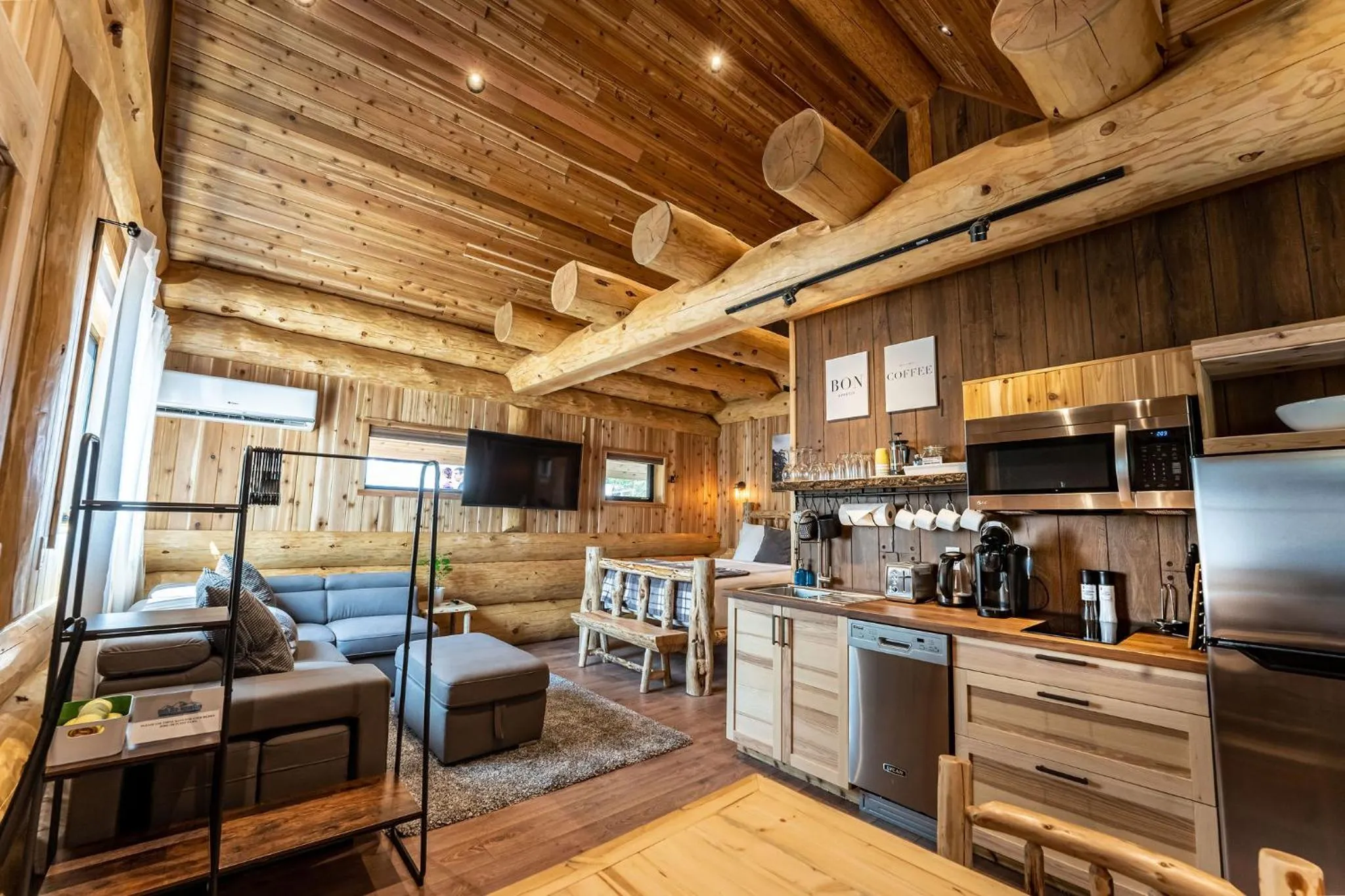 Living room in Boulder Mountain Resort