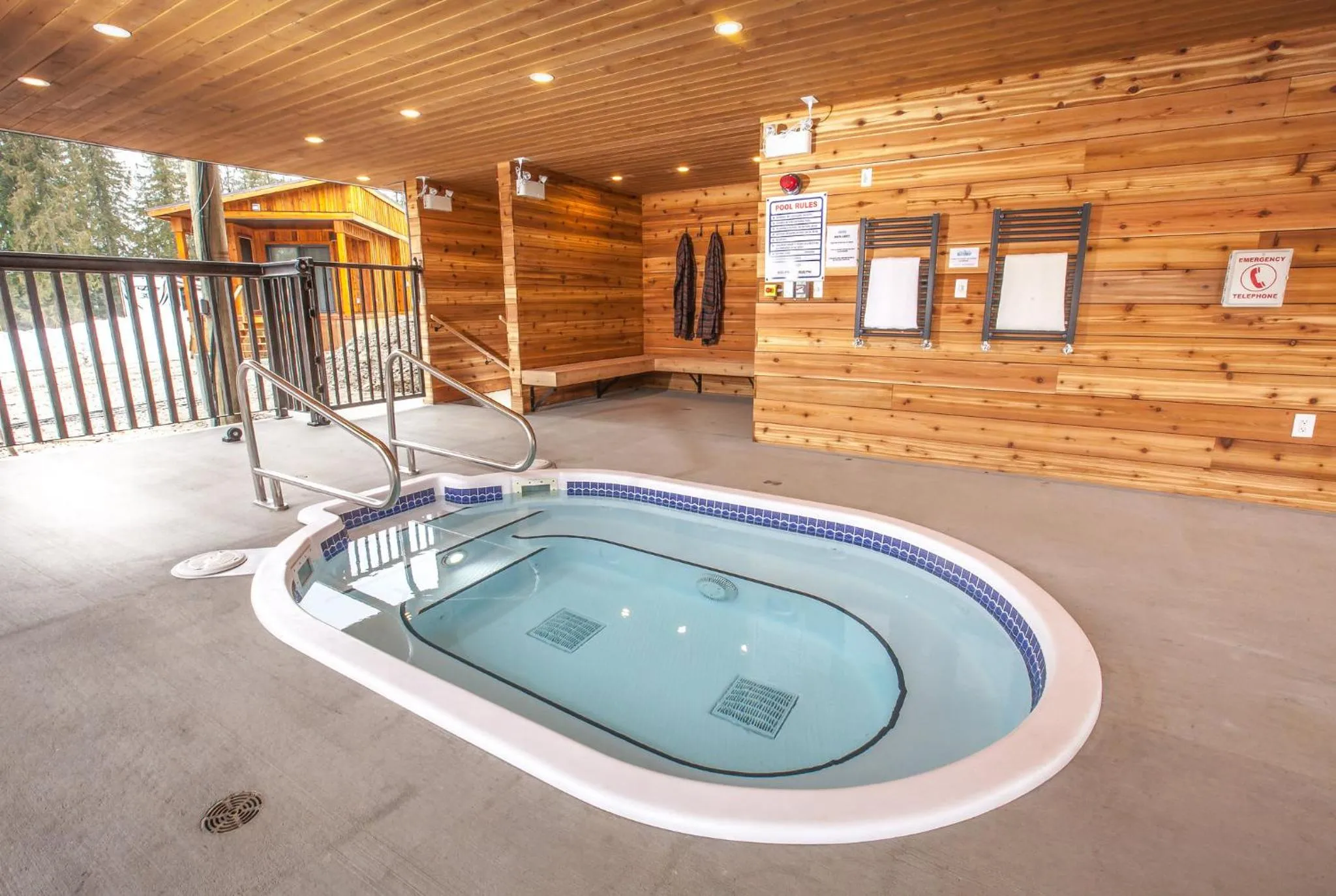 Hot Tub in Boulder Mountain Resort