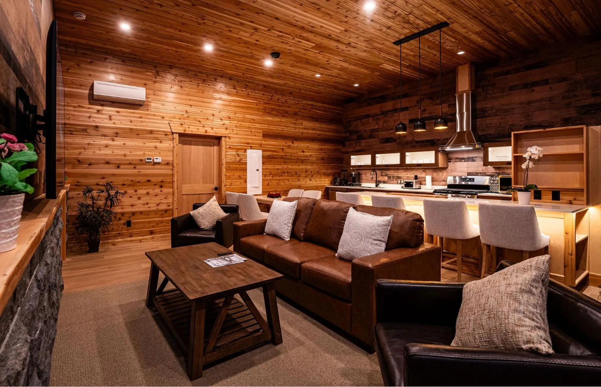 Dining area in Boulder Mountain Resort