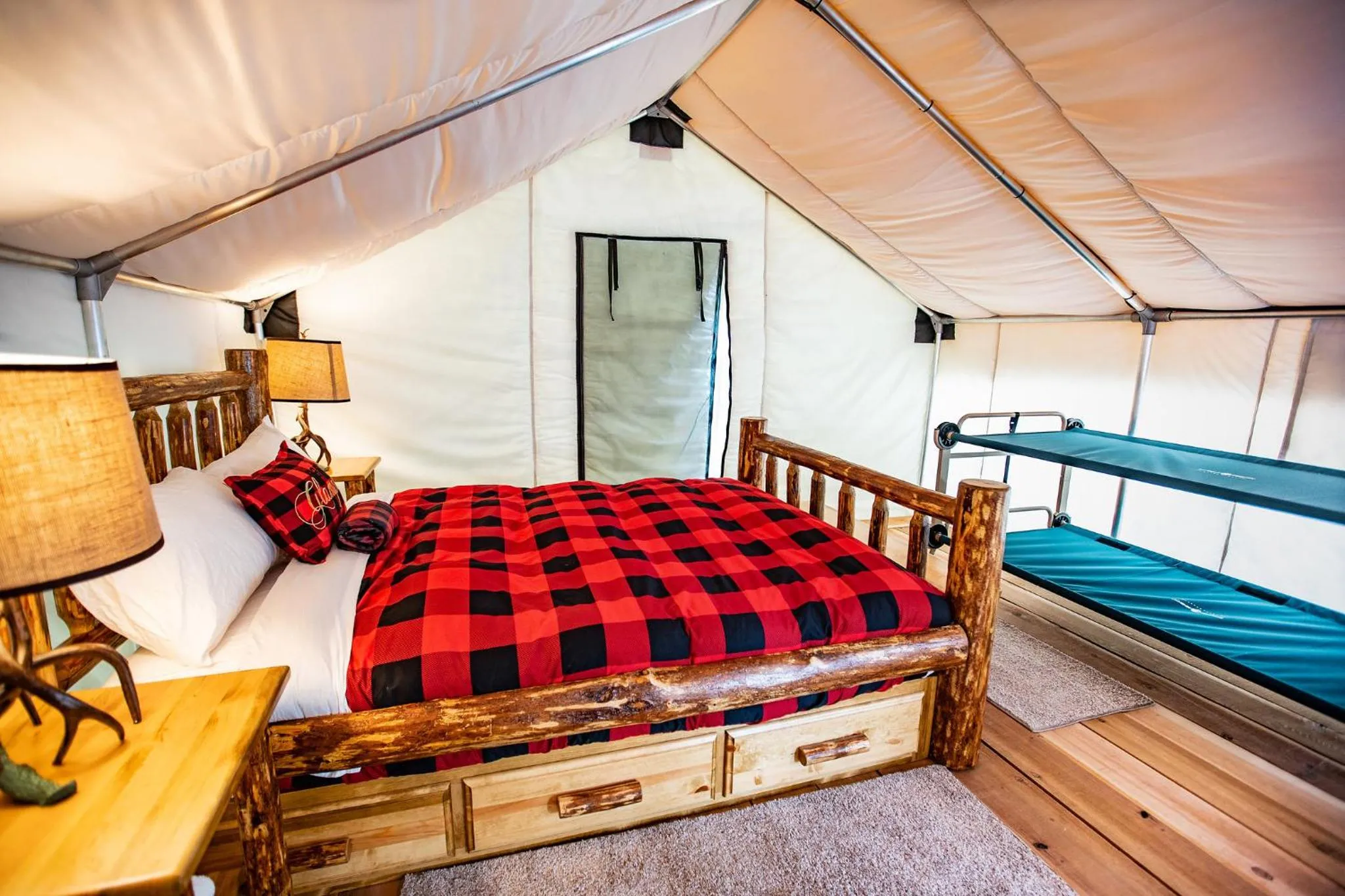Bed in Boulder Mountain Resort