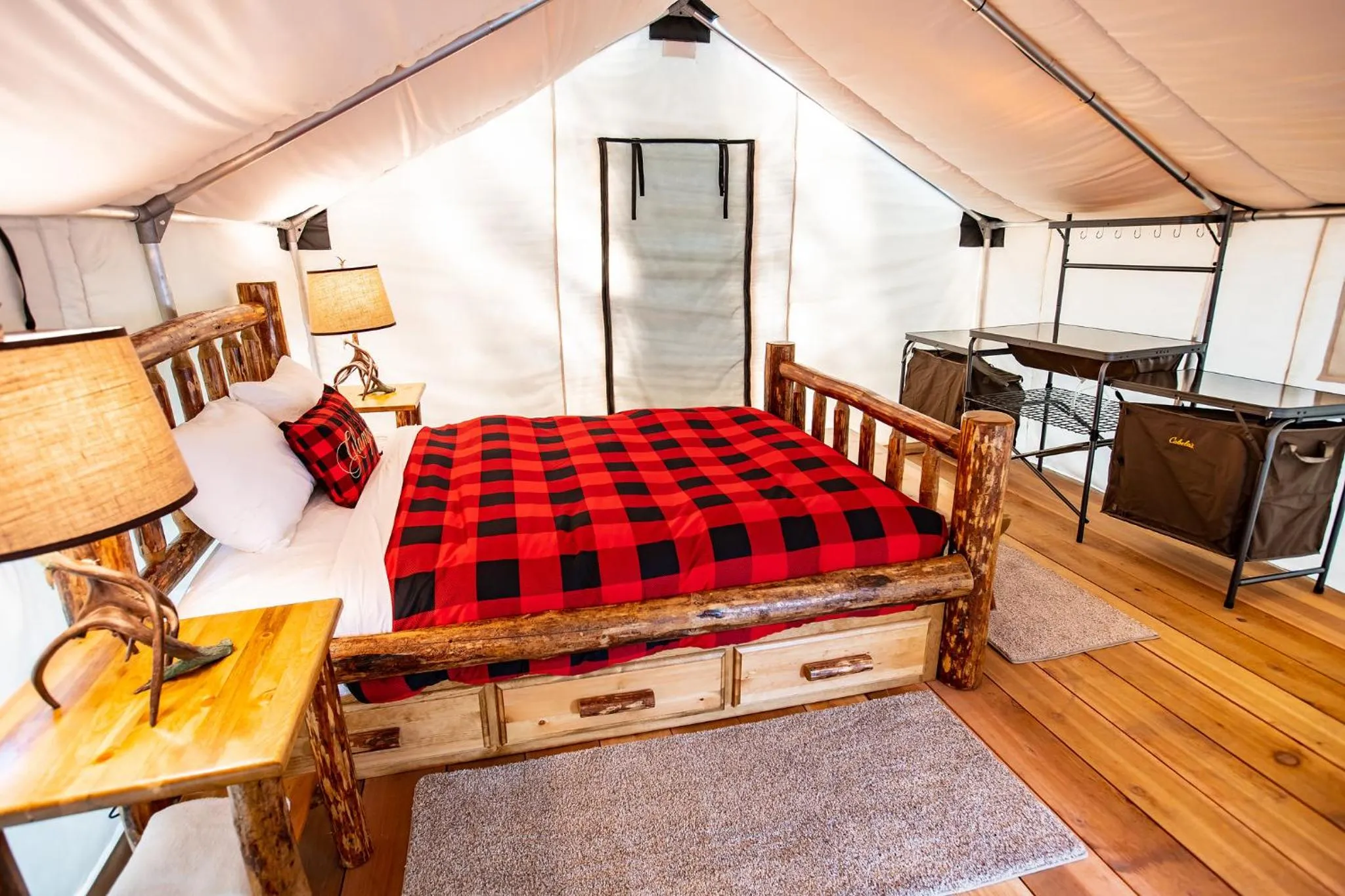 Bed in Boulder Mountain Resort