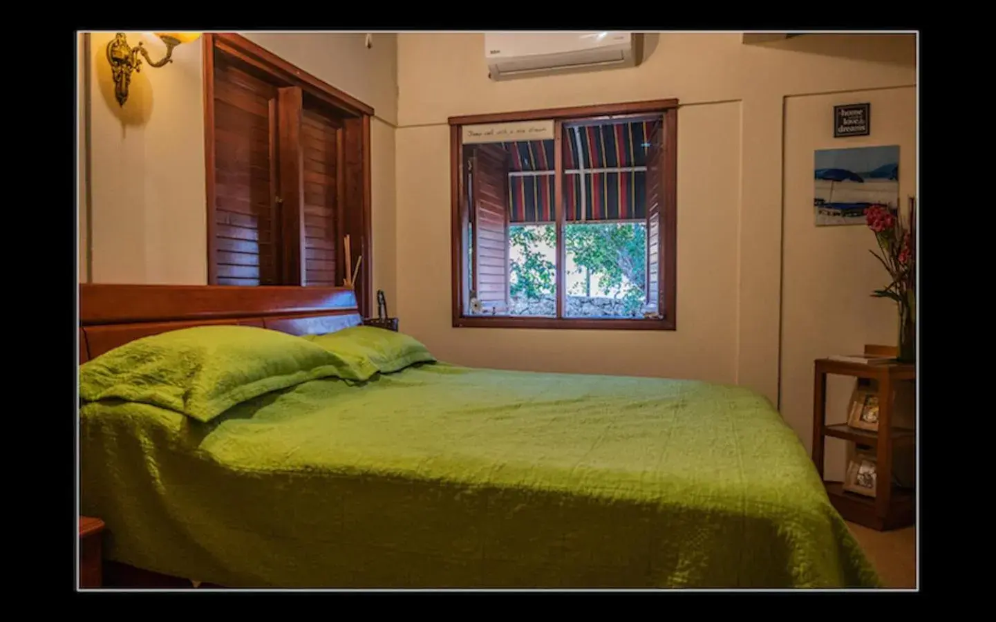 King Room in Fuego Mio Bed & Breakfast King Room in Fuego Mio Bed & Breakfast