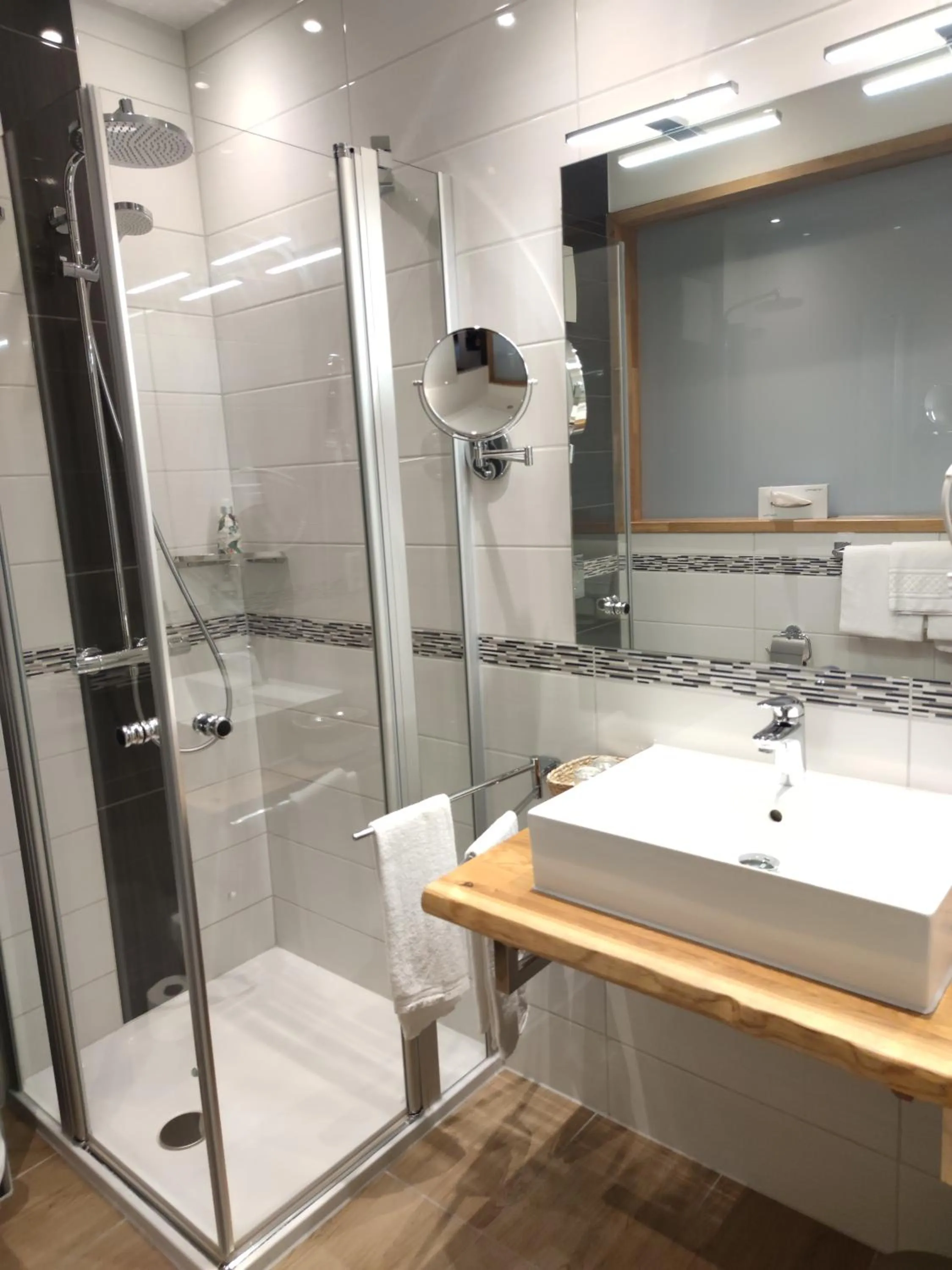 Bathroom in Seehotel Losheim