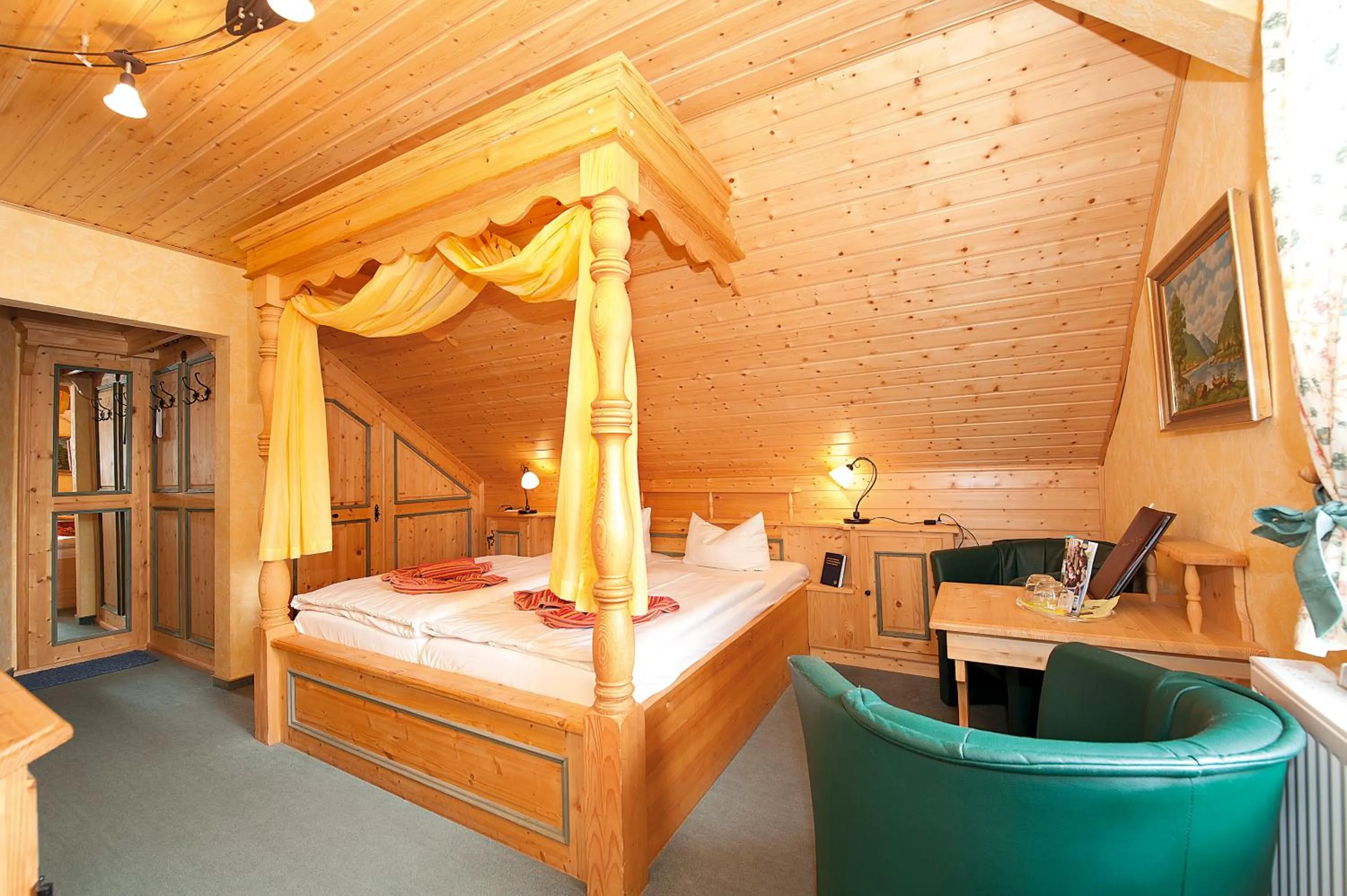 Bedroom, Bed in Naturhotel Gasthof Bärenfels